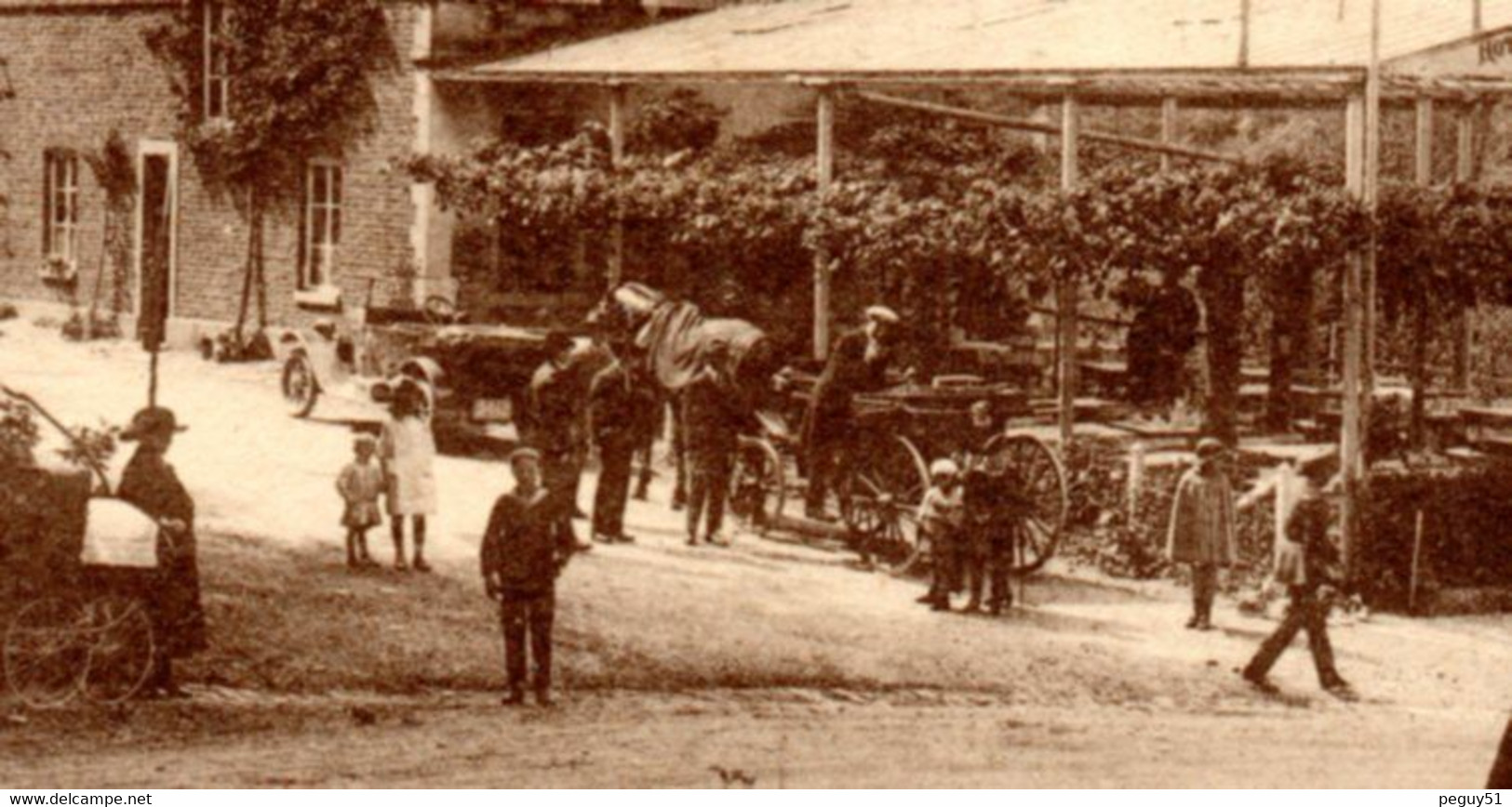 Jalhay.  Hôtel-Café-Restaurant Du Lion De La Gileppe ( August Voss). Calèche, Voitures Années 20. 1929 - Jalhay