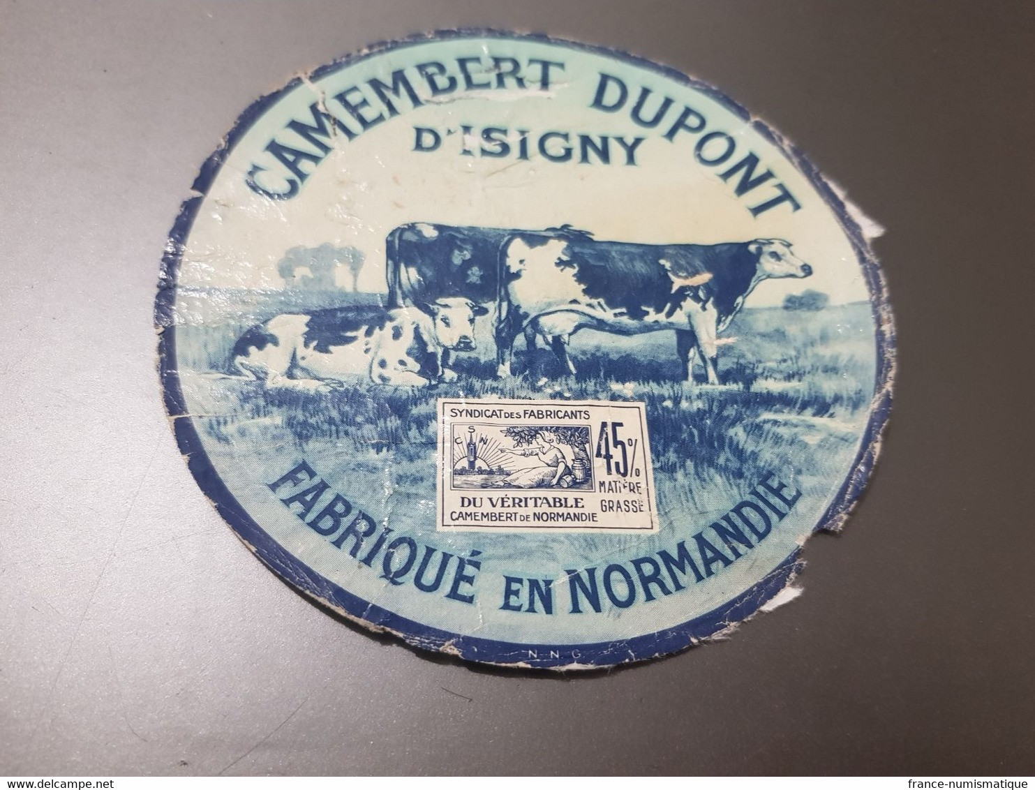 Etiquette De Camembert DUPONT D'ISIGNY - Quesos