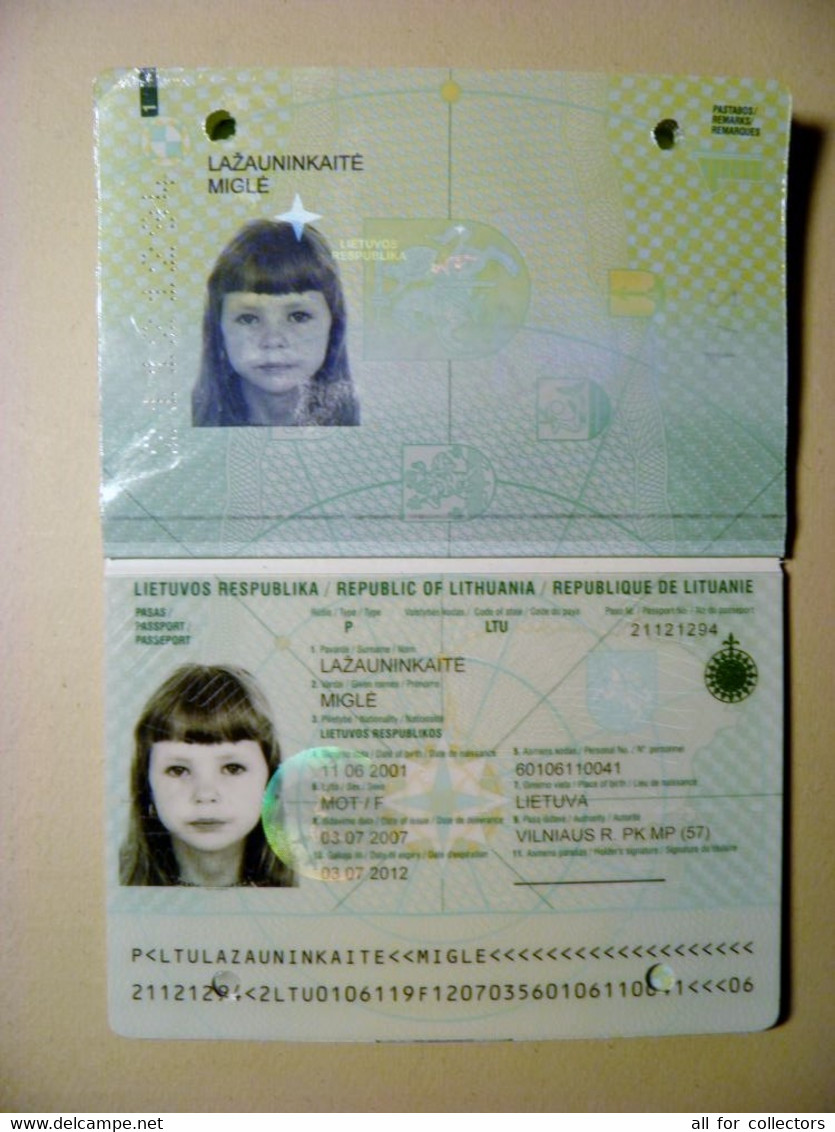 Biometric Passport Lithuania Expired With Holes VISA's And Cancels Turkey Egypt - Documents Historiques