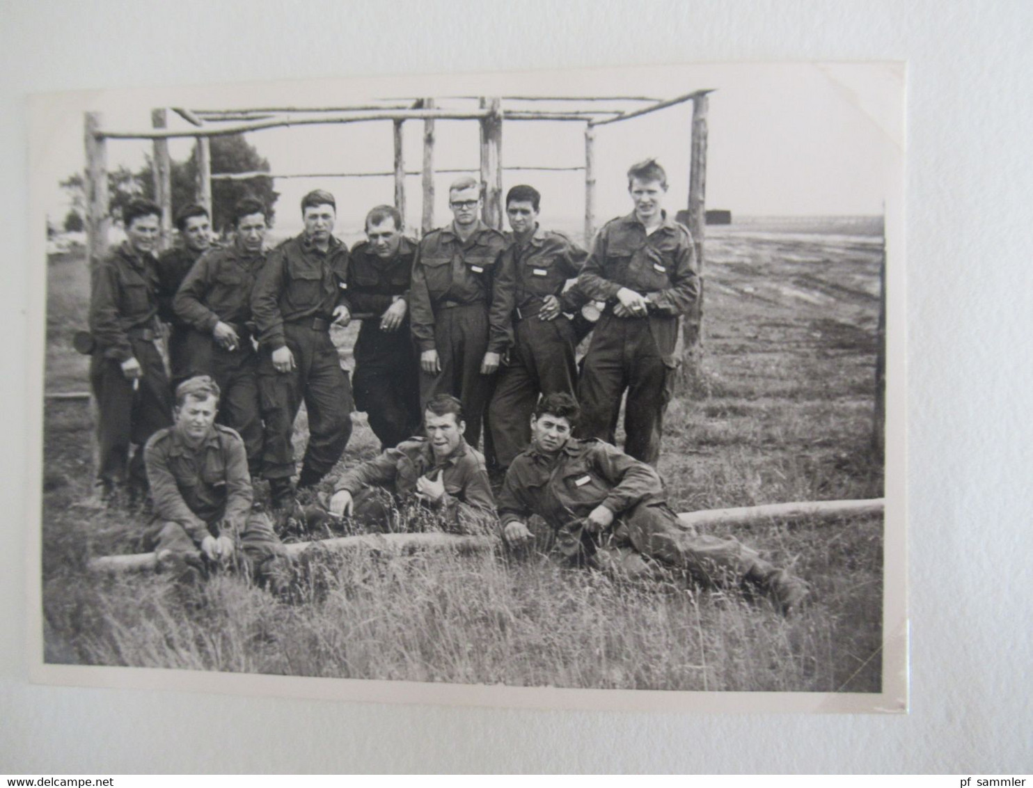 Fotoalbum 1967 Bundeswehr / Meine Dienstzeit Abzeichen Heer viele Fotos von Übungen / Biwack / Waffen / Fahrzeuge usw.