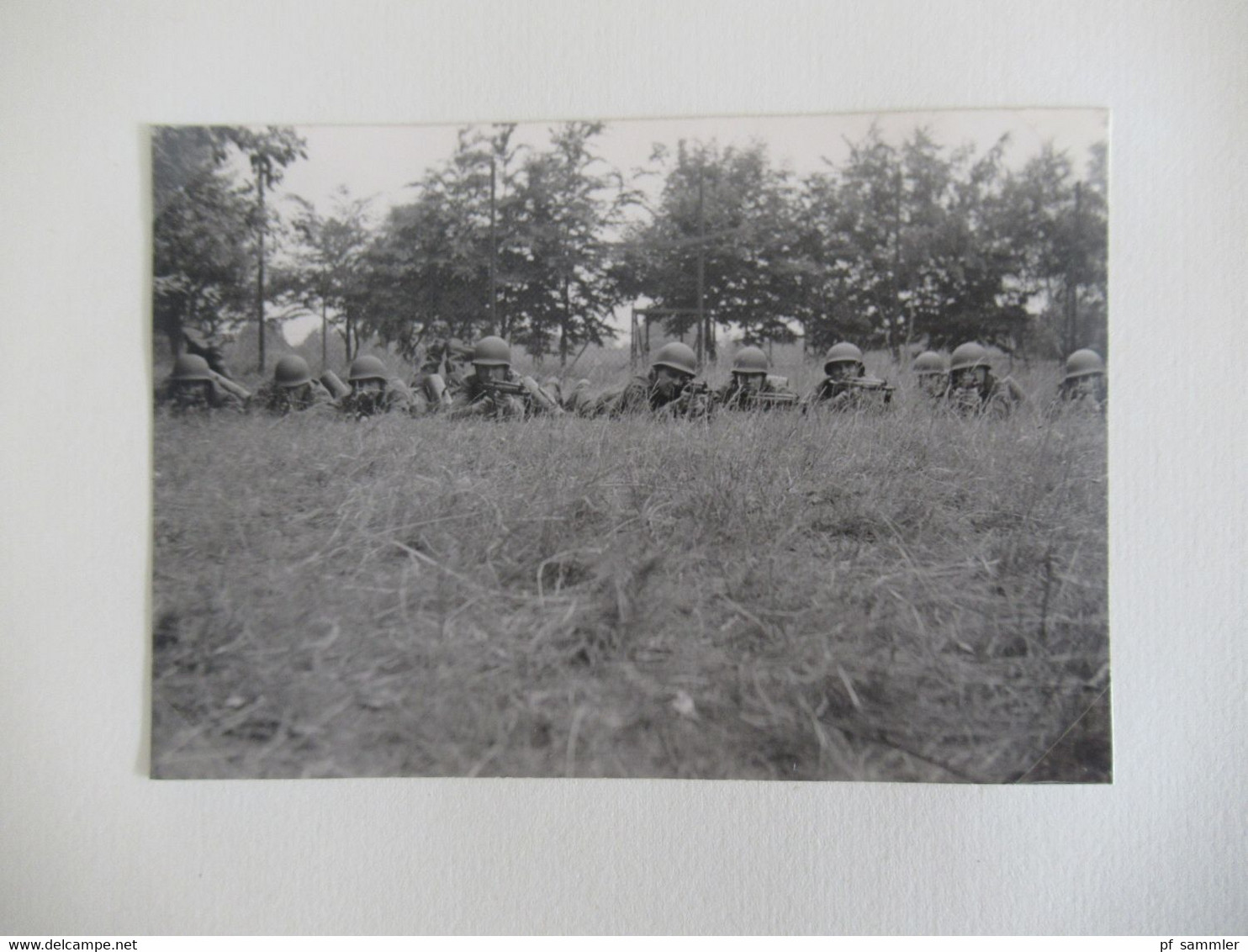 Fotoalbum 1967 Bundeswehr / Meine Dienstzeit Abzeichen Heer viele Fotos von Übungen / Biwack / Waffen / Fahrzeuge usw.