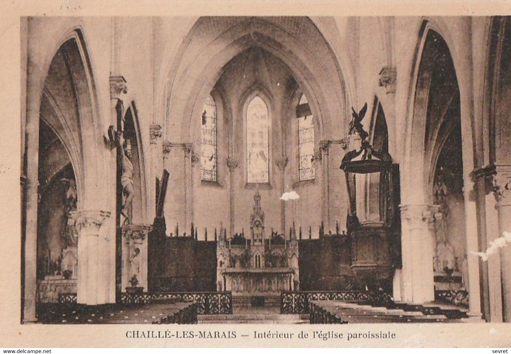 CHAILLE-LES-MARAIS. - Intérieur De L'Eglise Paroissiale. Carte  RARE - Chaille Les Marais