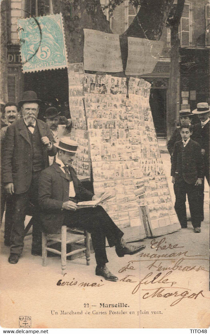 France (13 Marseille) - Un Marchand De Cartes Postales En Plein Vent - Zonder Classificatie