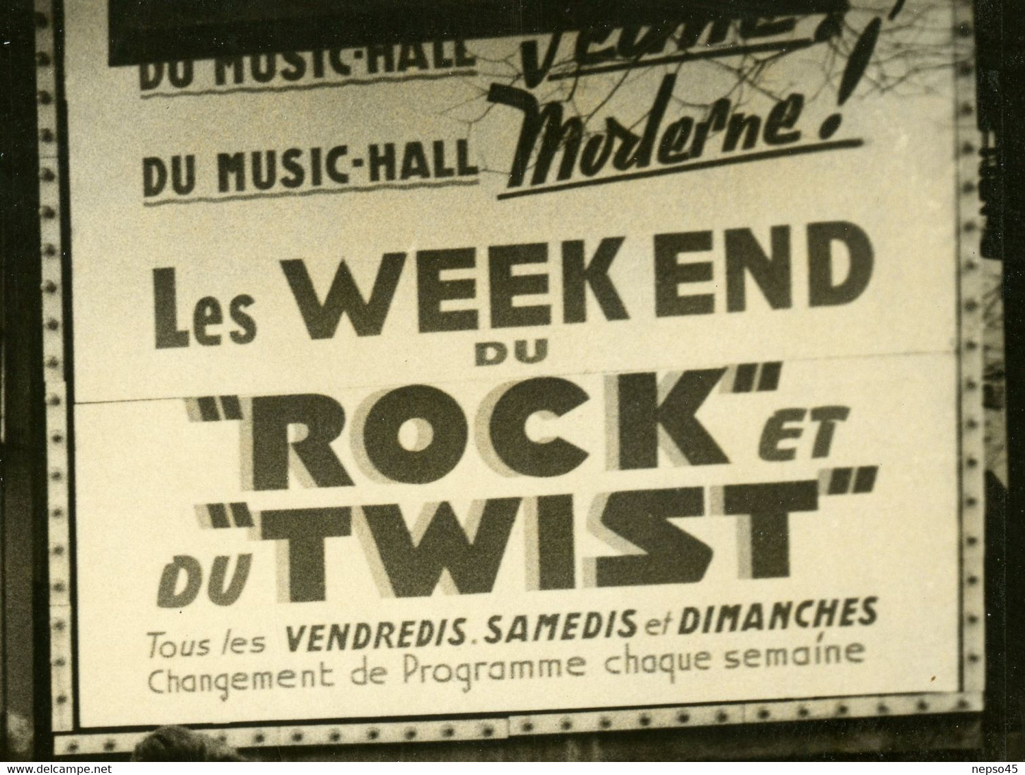 Groupe De Musique Yéyé Rock Et Twist." Les Mercenaires " Devant Le Music Hall  A.B.C.Paris.guitares Jacobacci Ohio. - Photos