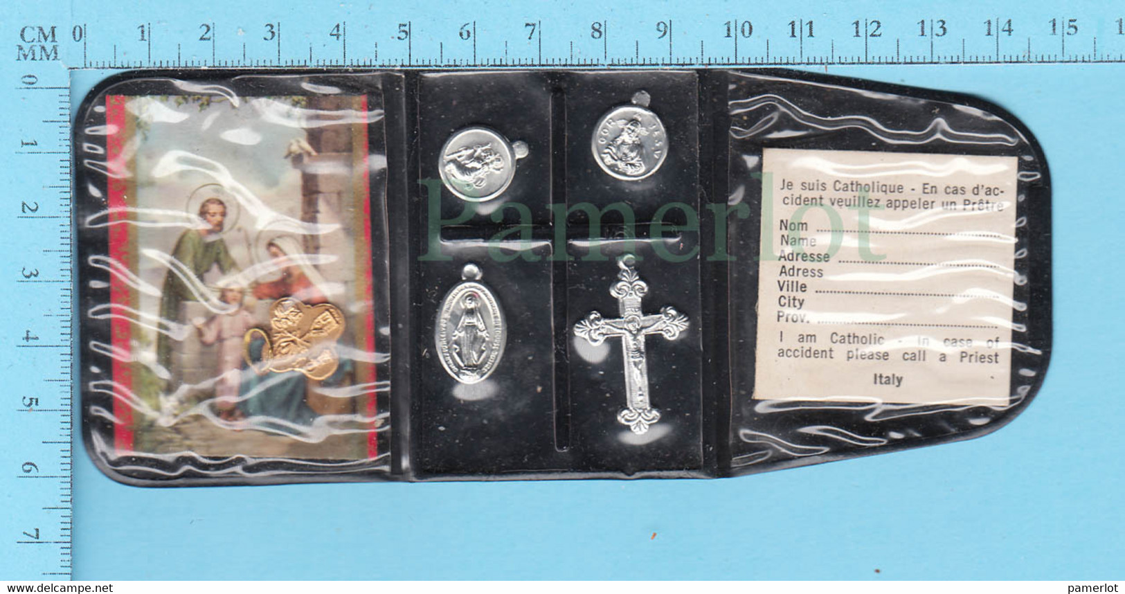 Porte Bonheur De Poche, Pocket Shrine - La Sainte Famille+ 3 Medailles + 1 Crucifix - Religión & Esoterismo