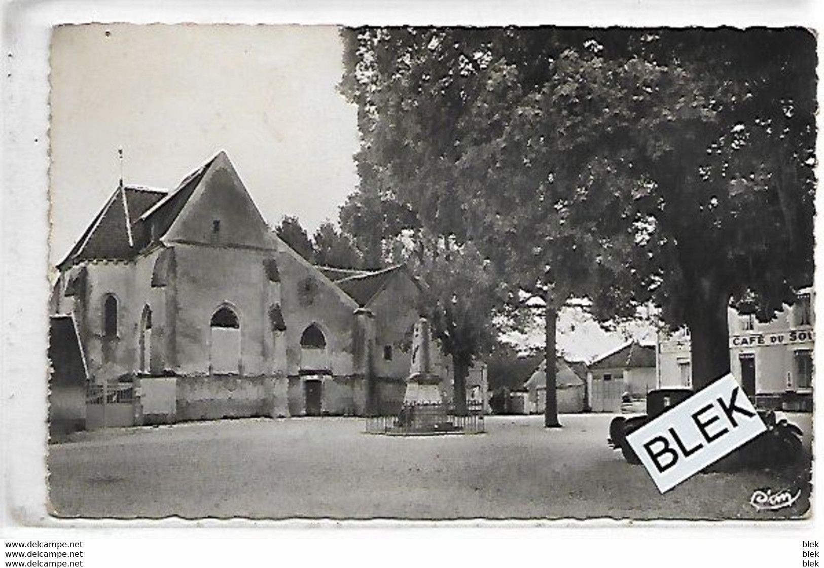 89 . Yonne . Gurgy : Place De L ' église . - Gurgy