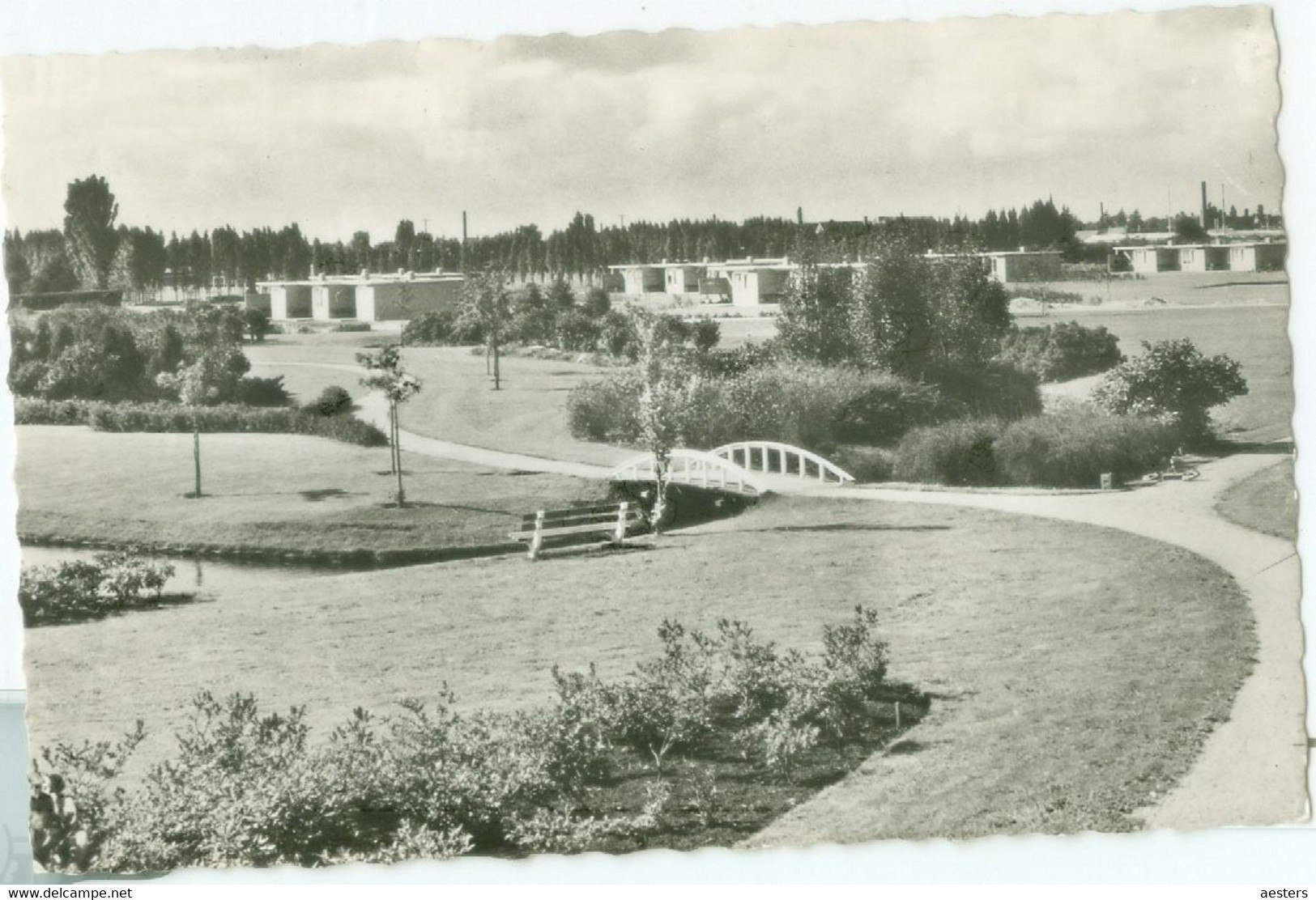 Aalsmeer; Seringenpark - Gelopen. (P. Jager - Aalsmeer) - Aalsmeer