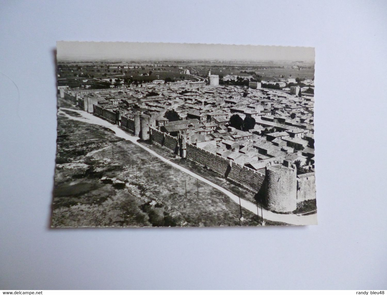 AIGUES MORTES  -  30  -  Vue Aérienne  -  Les Remparts  -  Côté Sud     -  GARD - Aigues-Mortes