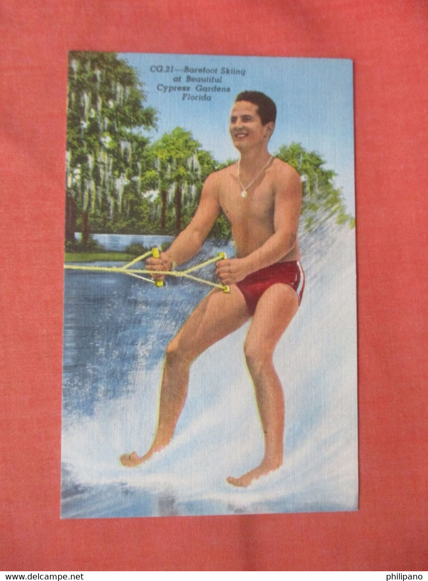 Barefoot Water Skiing. Cypress Gardens Florida.         Ref  5235 - Wasserski