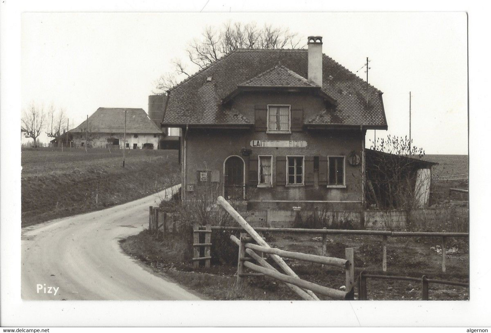 29097 -  Pizy La Laiterie Carte Photo 1987 Rare épreuve Avant Tirage Commercial - Aubonne