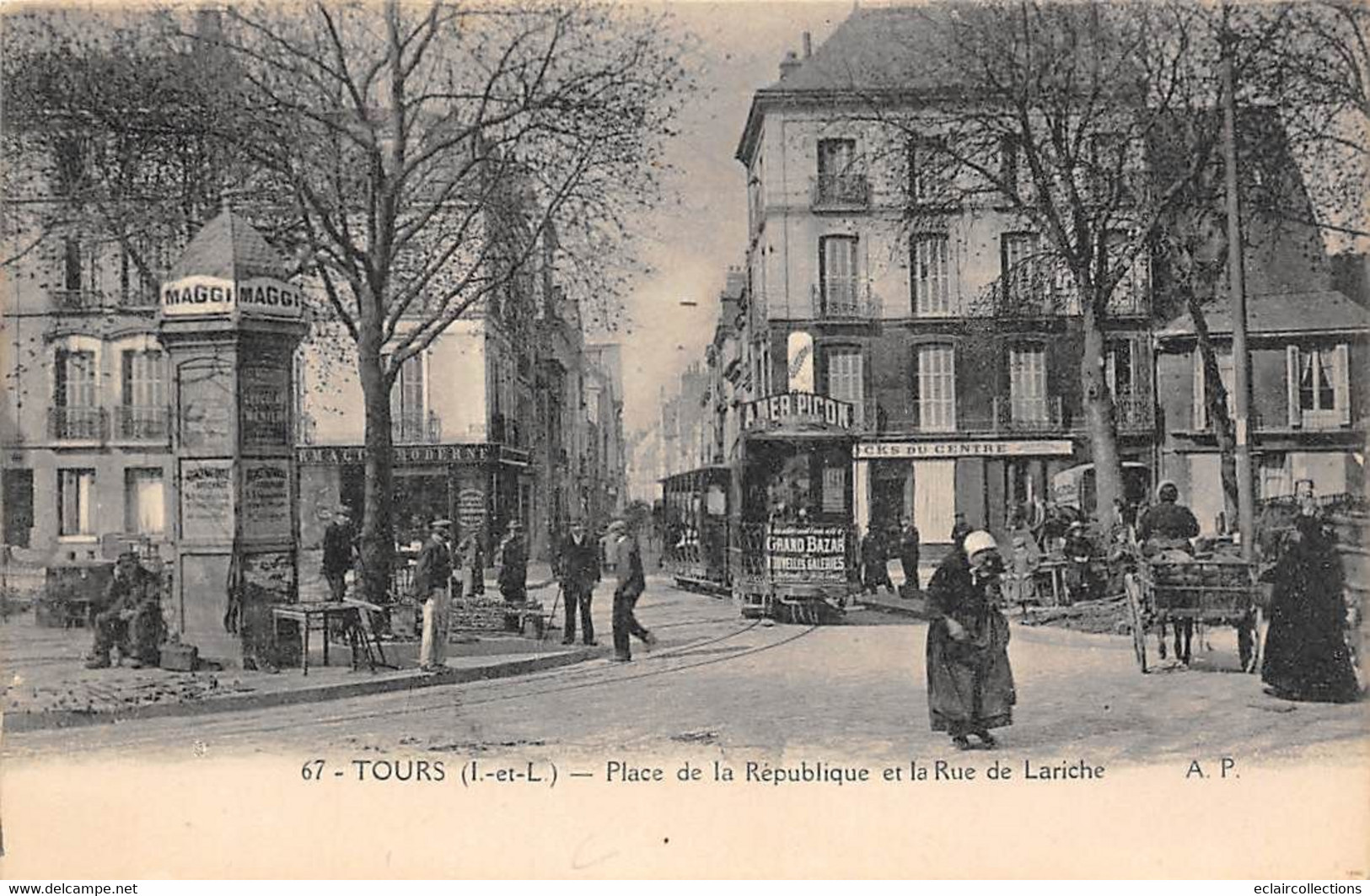 Tours       37        Place De La République Et Rue De La Riche . Tramway    AP 67  (voir Scan) - Tours