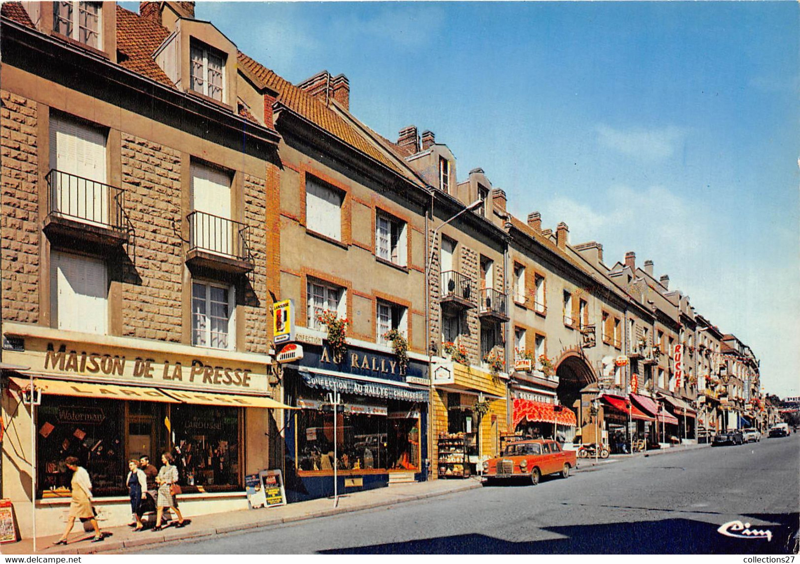 76-NEUFCHATEL-EN-BRAY- LA PLACE NOTRE-DAME - Neufchâtel En Bray