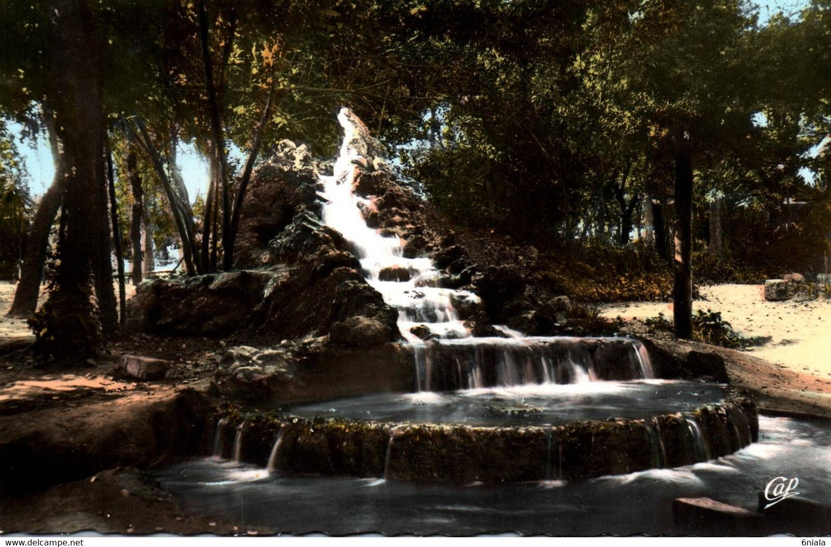 6811 Carte Postale SIDI BEL ABBES Jardin Public, Cascade Du Jardin Public       (scan Recto-verso) Algérie - Sidi-bel-Abbès