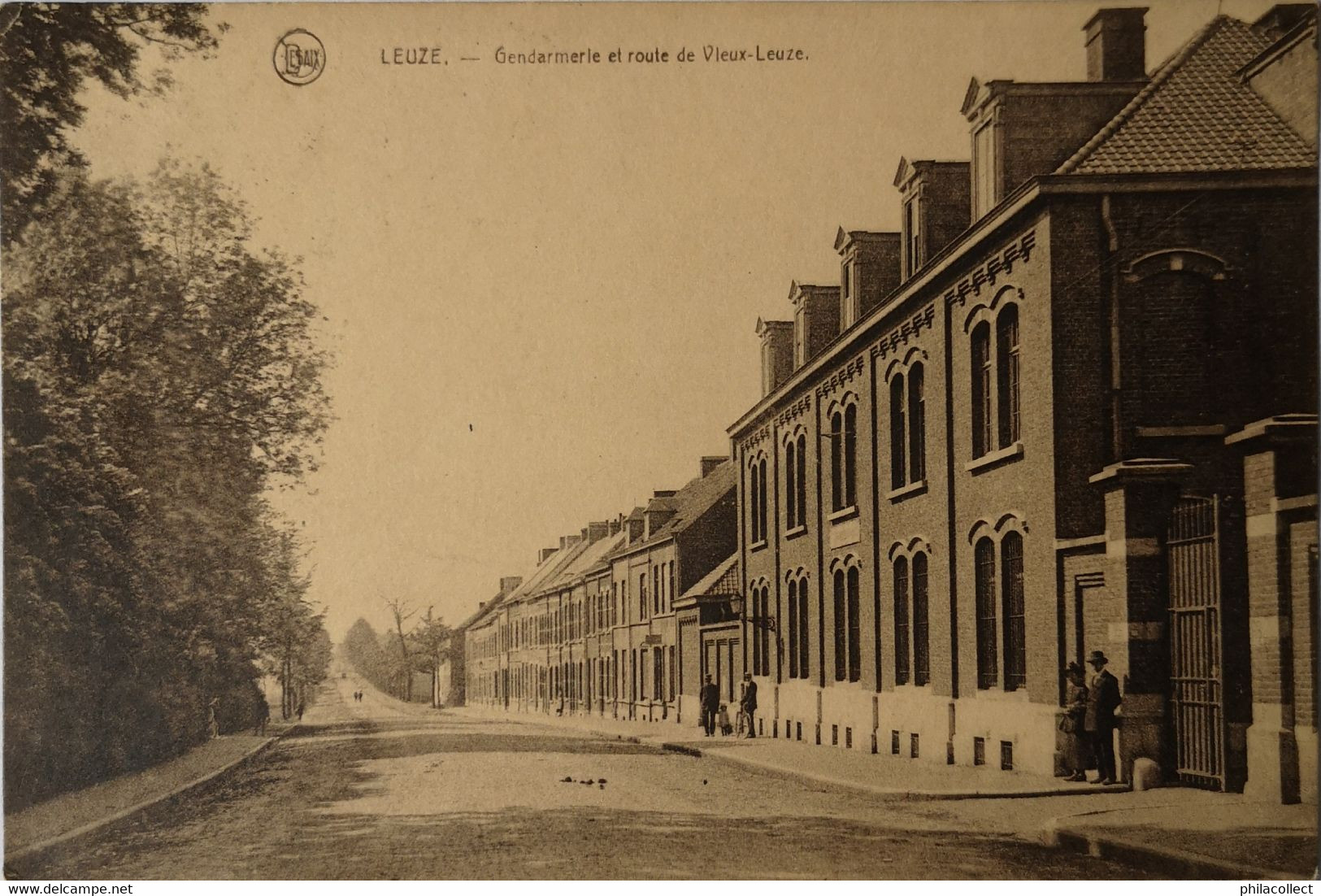 Leuze // Leuze En Hainaut // Gendarmerie Et Route De Vieux Leuze 1937 Ed. Desaix - Leuze-en-Hainaut