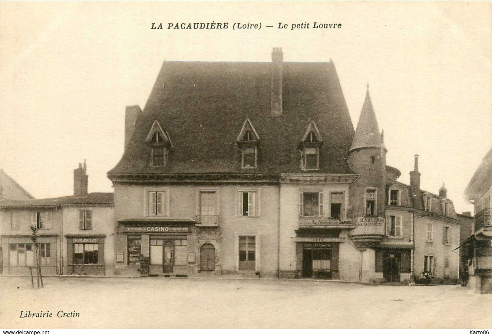 La Pacaudière * Place Du Village * Le Petit Louvre * Café * Boulangerie * épicerie Casino - La Pacaudiere