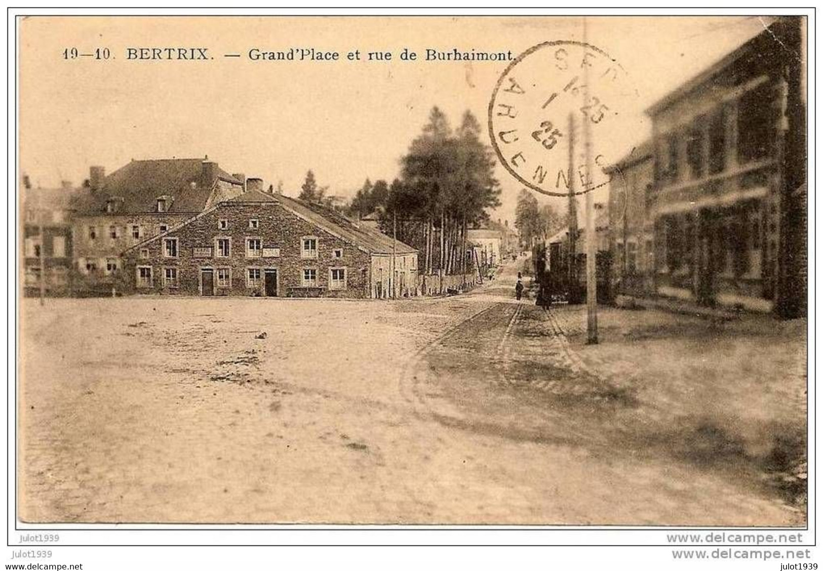 BERTRIX ..--  Grand' Place Et Rue De Burhaimont . 1925 Vers SEDAN ( Melle Antoine ) . Voir Verso . - Bertrix