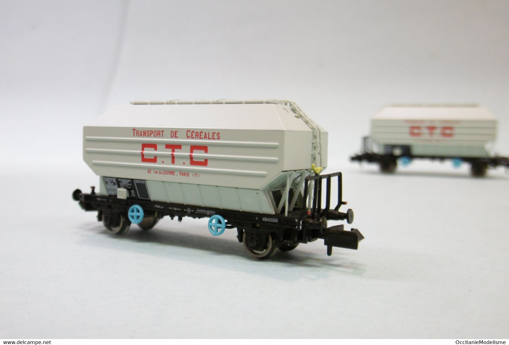 N160 - 2 Wagons CEREALIERS CTC SNCF ép. III Réf. NC24001 BO N 1/160 - Vagoni Merci