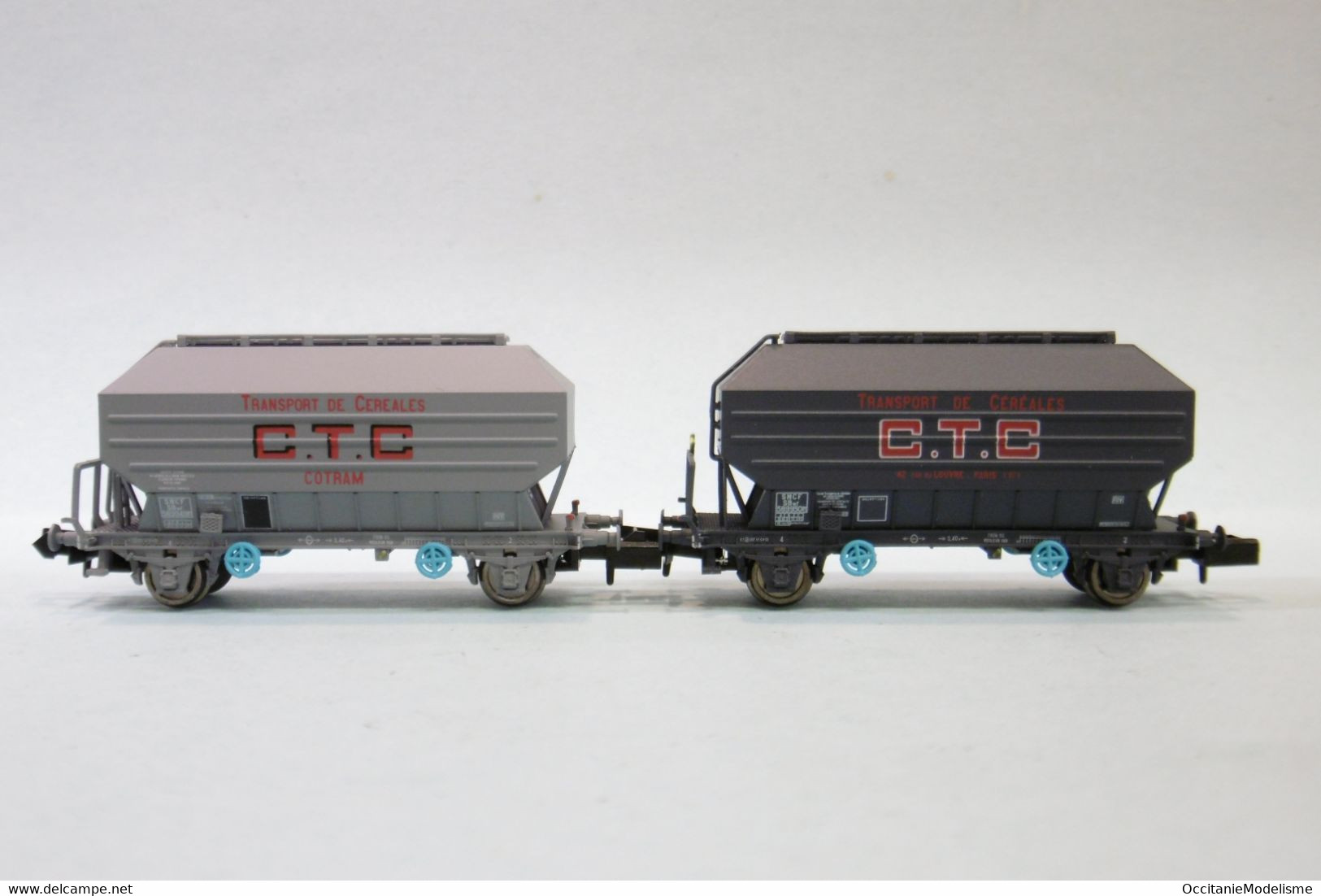 N160 - 2 Wagons CEREALIERS CTC SNCF ép. III Réf. NC24002 BO N 1/160 - Goods Waggons (wagons)