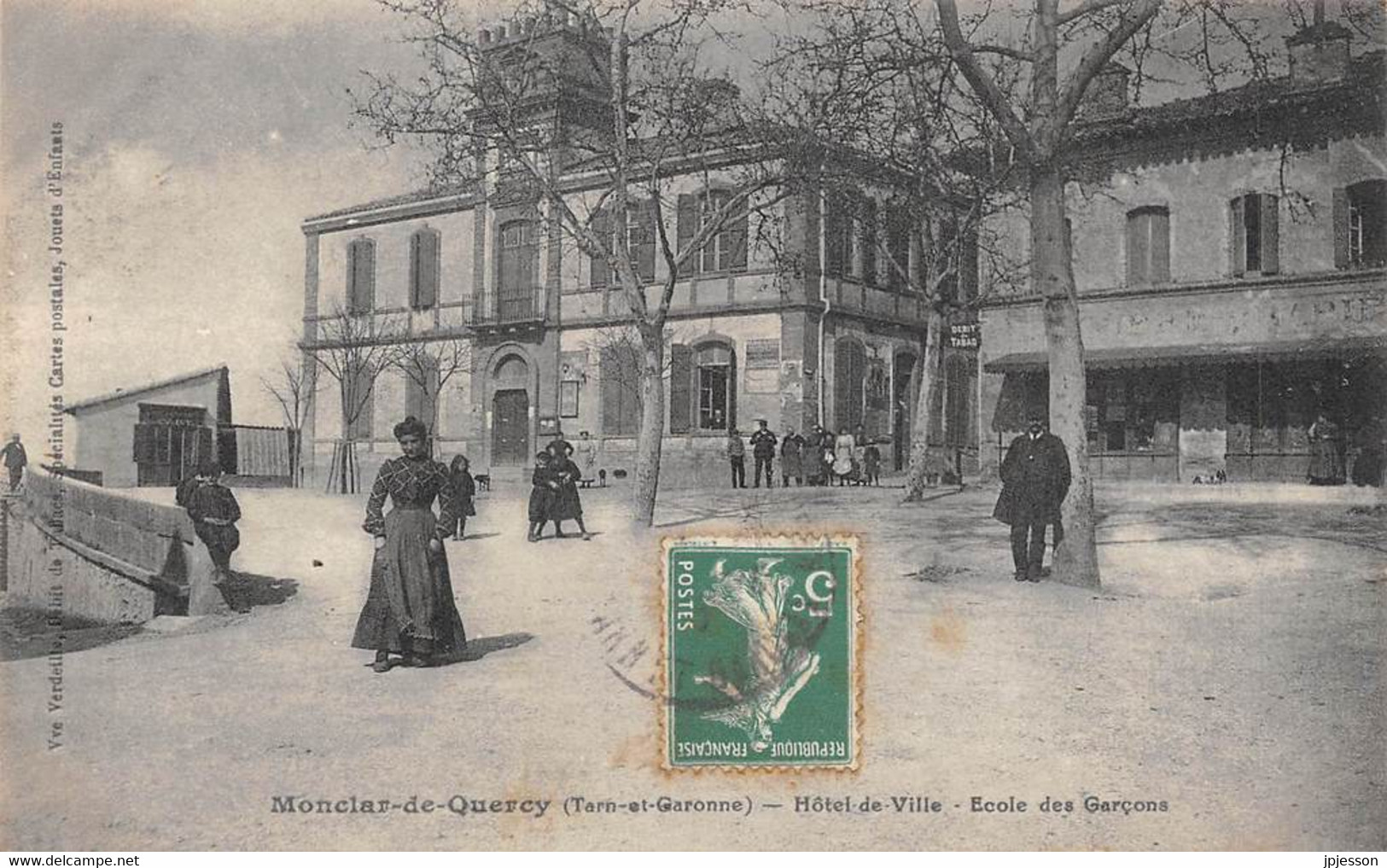 TARN ET GARONNE  82  MONCLAR DE QUERCY   HOTEL DE VILLE - ECOLE DES GARCONS - Montclar De Quercy