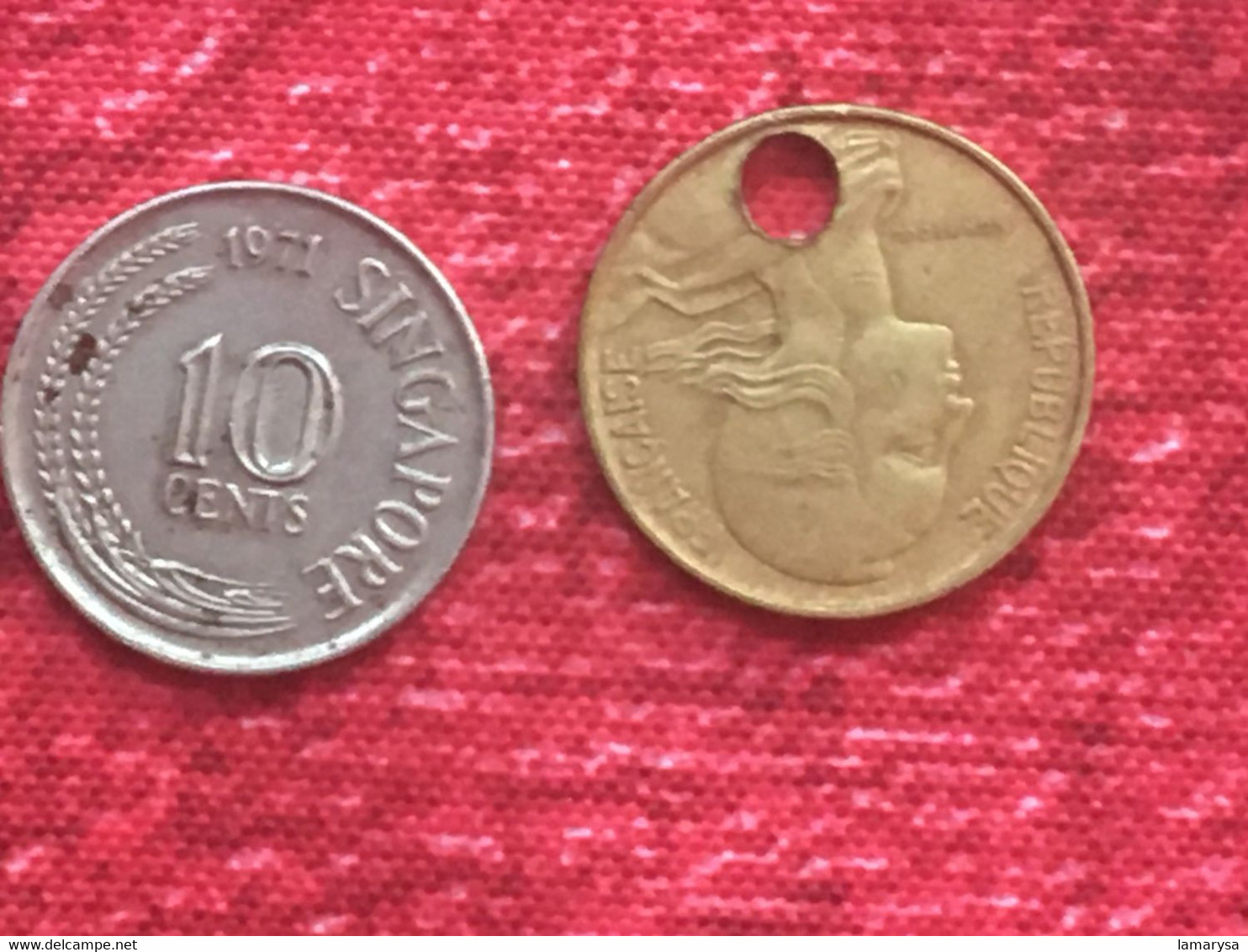 Singapour 10cent -☛& France 10ct -☛troué - Singapore