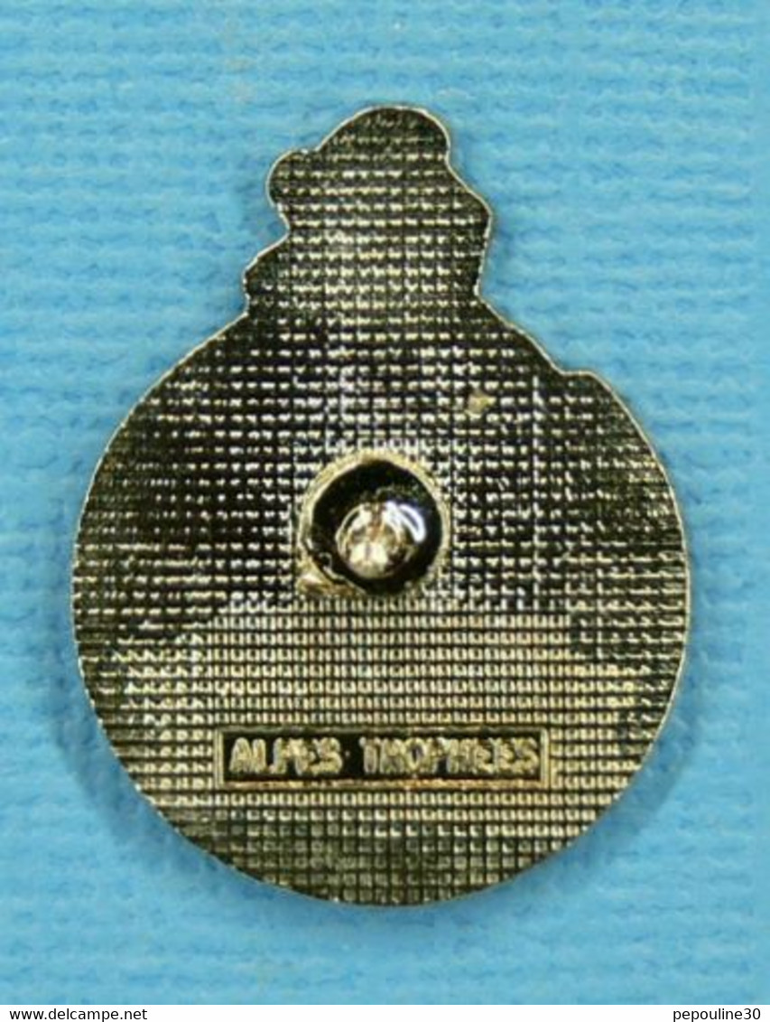 1 PIN'S //  ** ÉCUSSON GENDARMERIE / B.M.O. ANNEMASSE ** . (Alpes Trophées) - Militaria