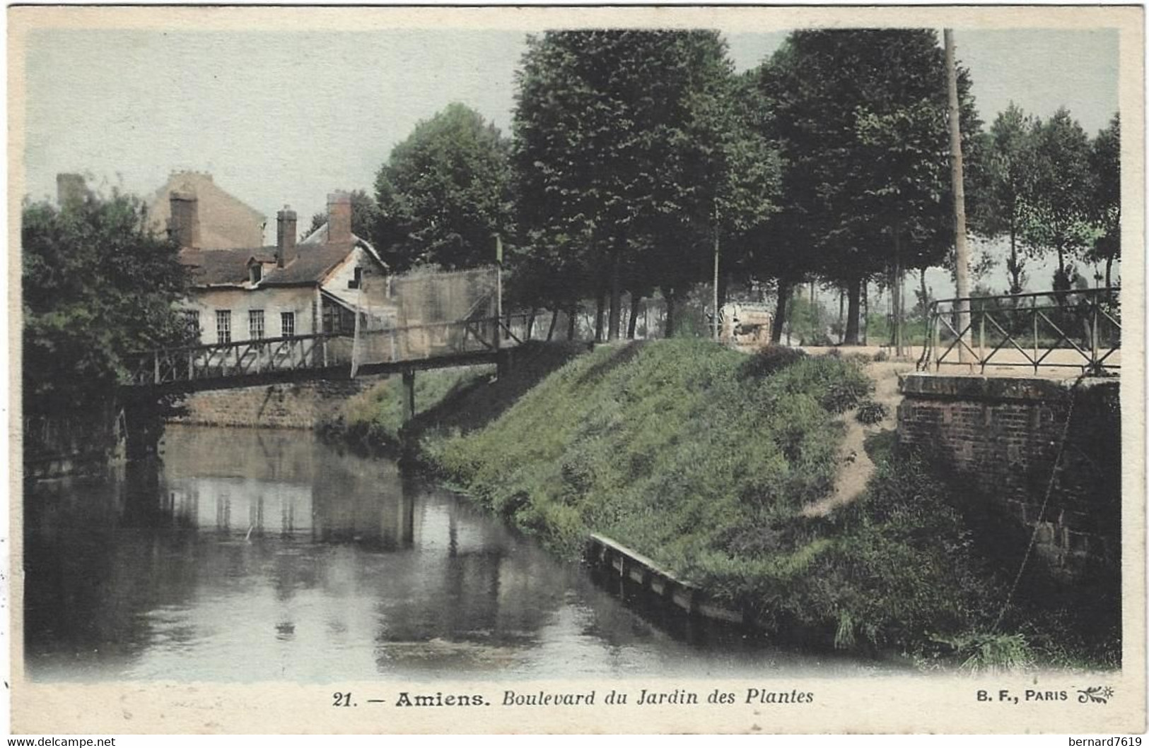 80   Amiens  -  Le Boulevard  Du Jardin Des Plantes - Amiens