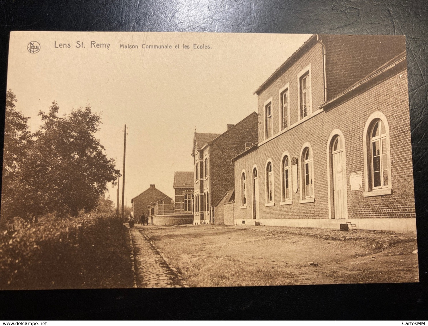 Lens Saint Remy Hannut Maison Communale Et écoles - Hannuit