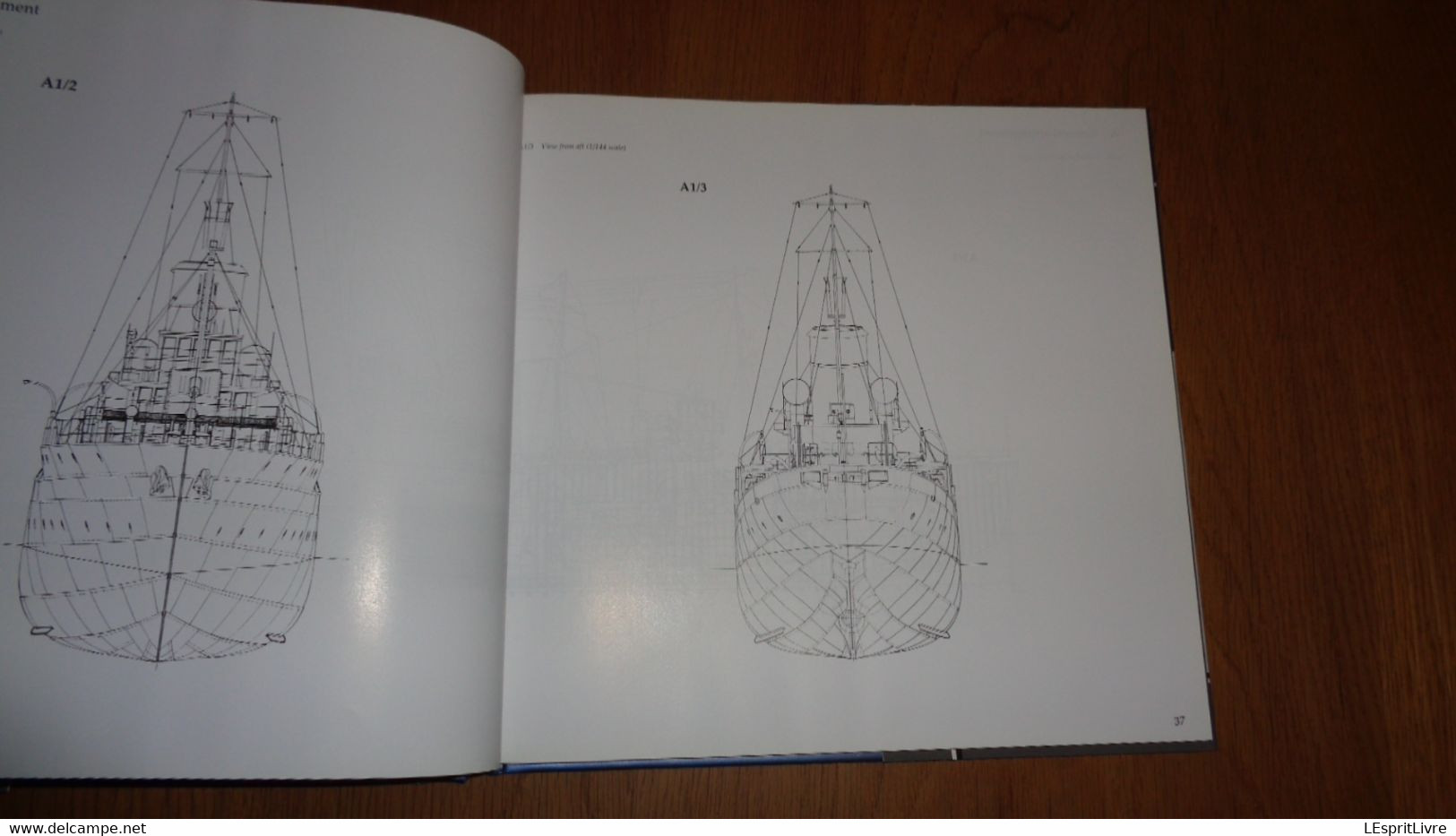 THE FLOWER CLASS CORVETTE AGASSIZ Anatomy of the Ship Marine Royal Navy Royaume Uni UK Boat Guerre 40 45 Mer Atlantique