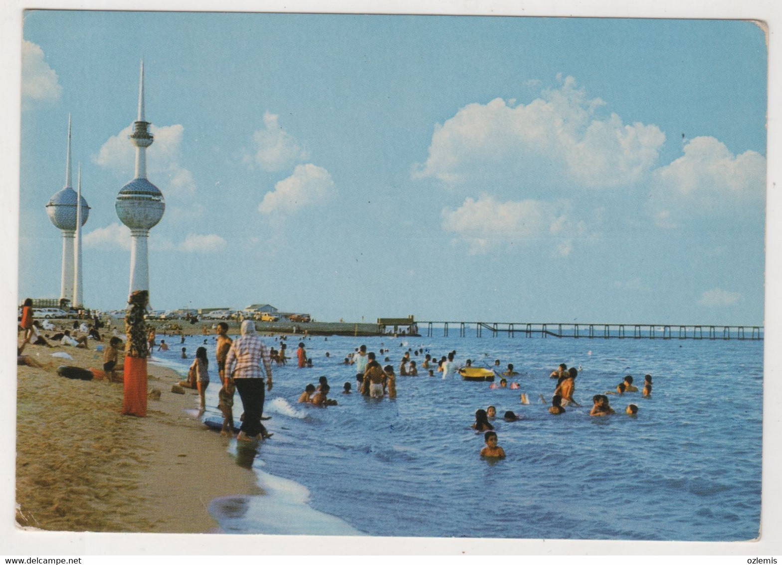 KUWAIT,SEA SIDE AND TOWERS ,KUWAIT ,POSTCARD - Kuwait