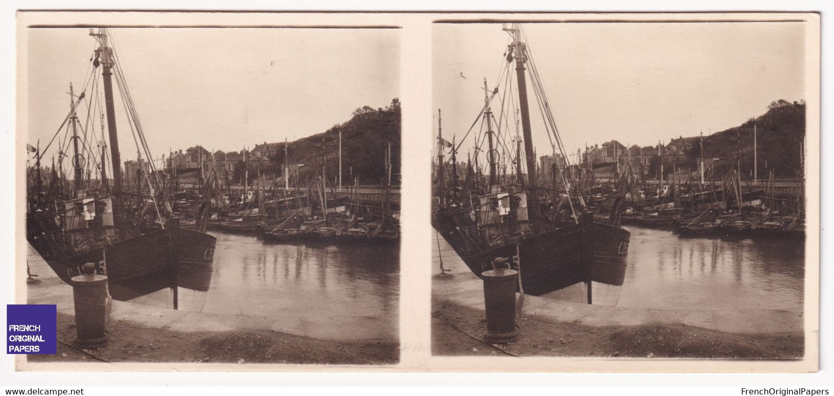 Port En Bessin / 14 Calvados Photo Stéréoscopique 1950 12,8x5,8cm Bateau Chalutier De Pêche Pêcheur A60-12 - Stereoscopio