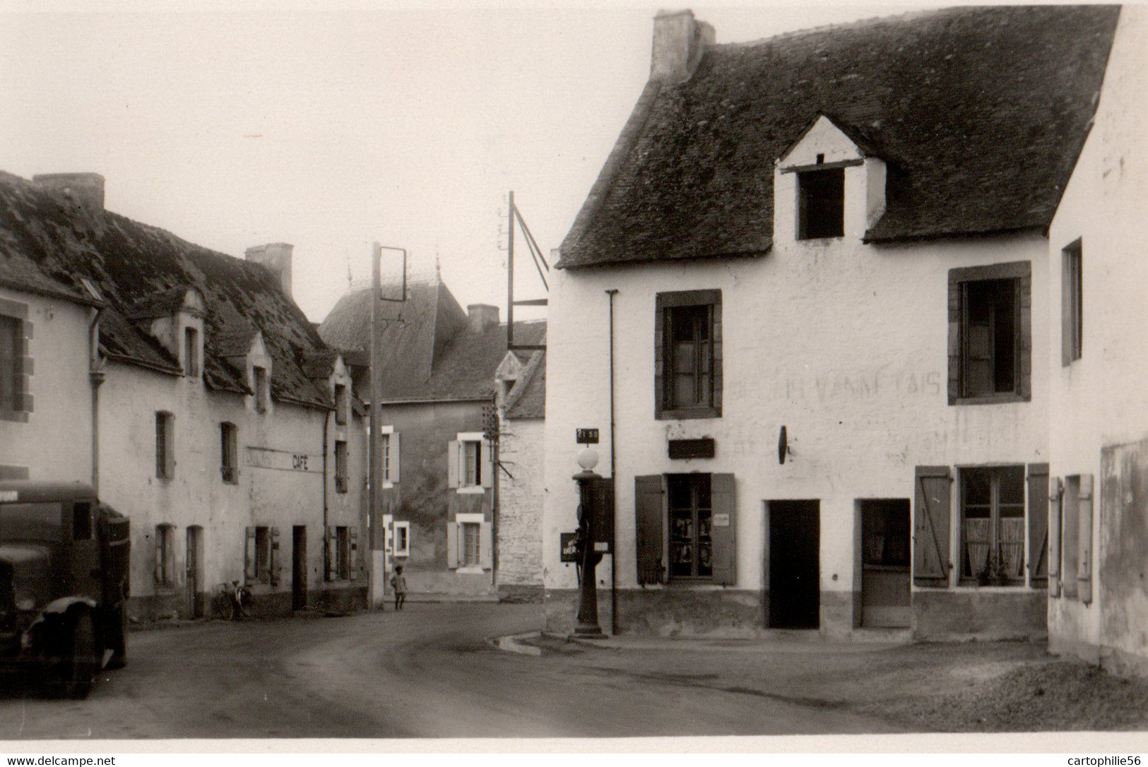 44 HERBIGNAC  - 9 - Place Du Marché - Herbignac