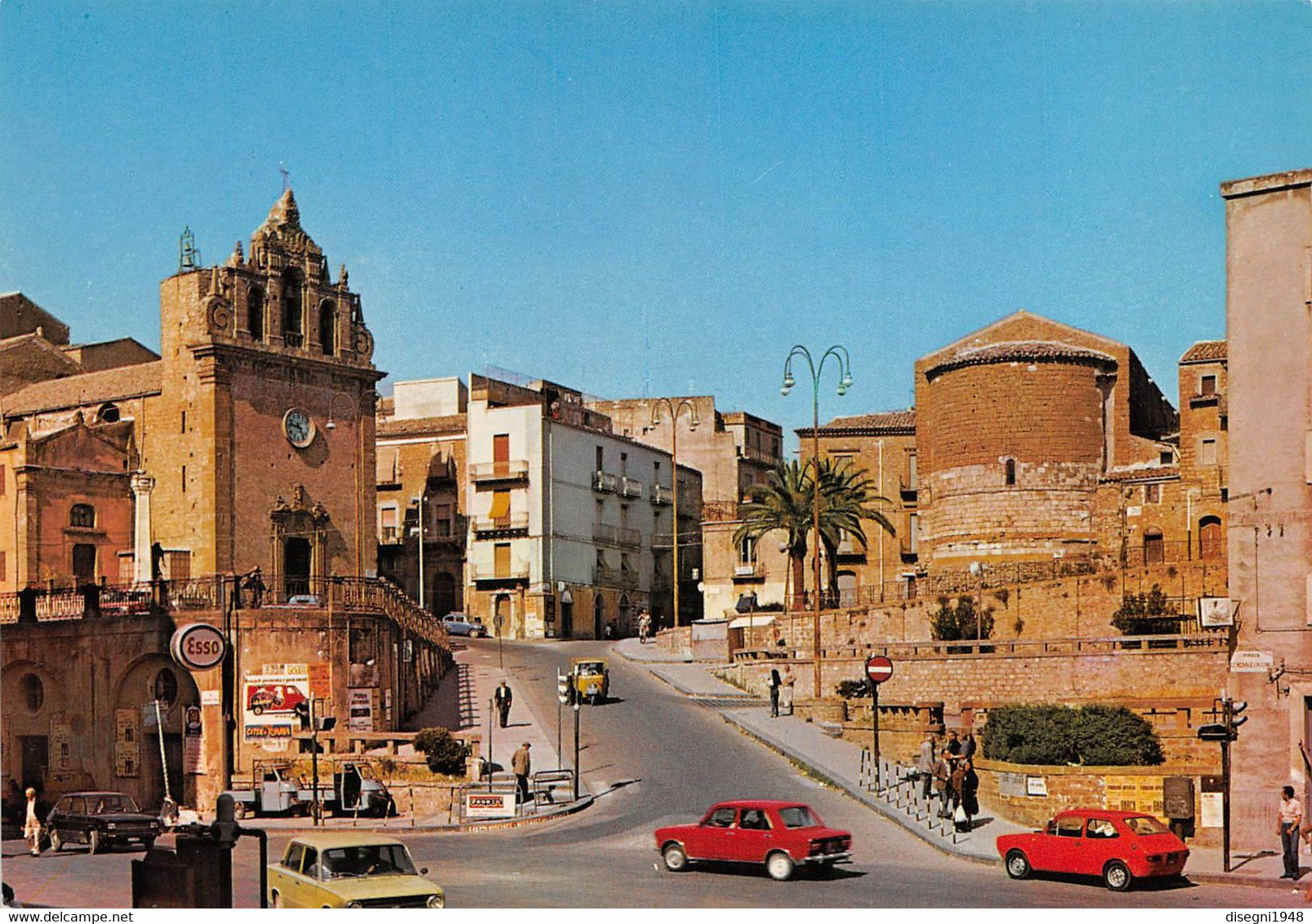 10253 "ENNA-PIAZZA ARMERINA-SCORCIO PANORAMICO-DISCESA S. SPIRITO" ANIMATA, AUTO, APE 50, DISTRIB. ESSO.  CART NON SPED - Enna