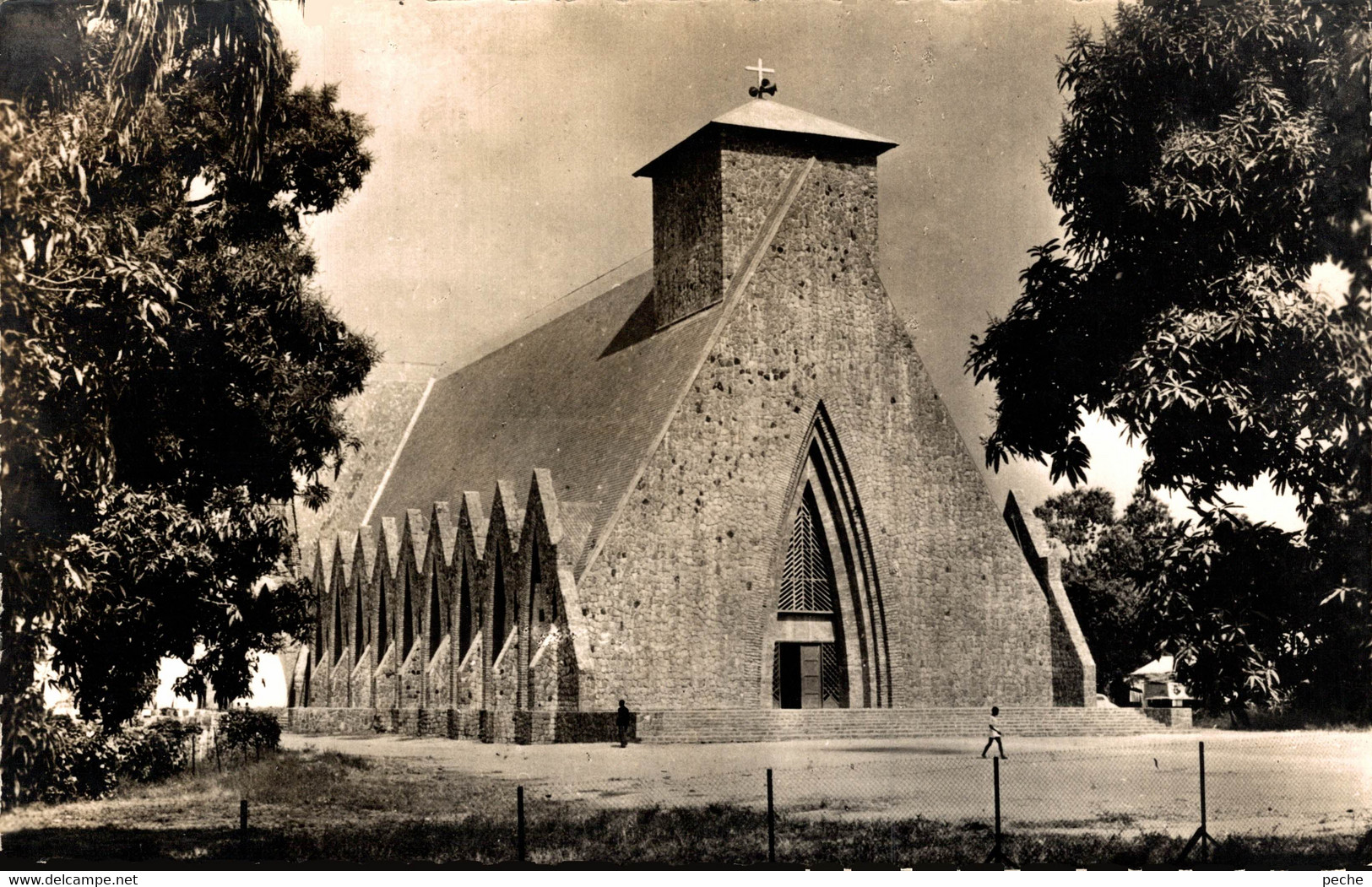 N°87092 -cpsm Brazzaville -la Cathédrale - Brazzaville