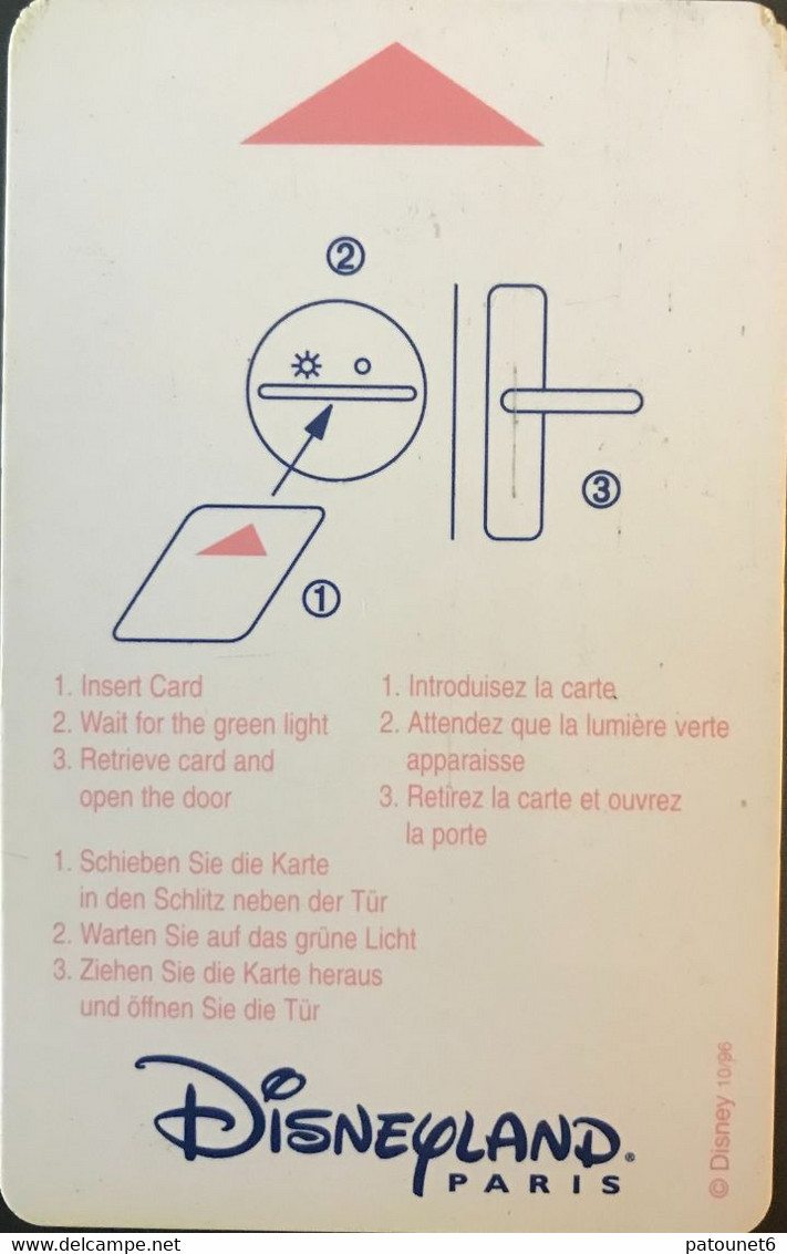 FRANCE  -  CLES D'HOTEL  - DisneyLAND  PARIS  - Clé Universelle  -  10/96  - Bande Magnétique Noire - Disney Passports