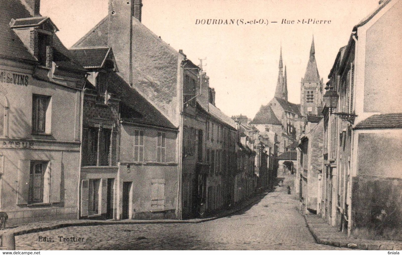 7114 DOURDAN  La Rue Saint Pierre  (scan Recto-verso) 91 Essonne - Dourdan