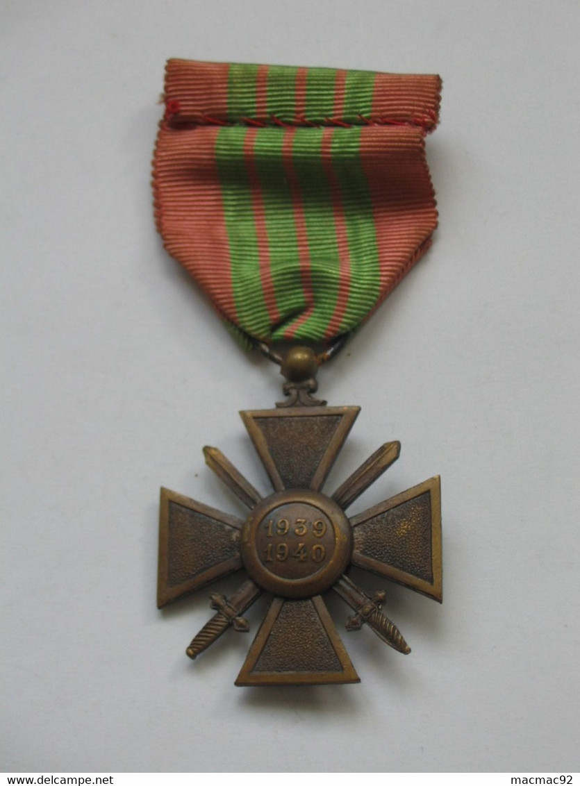 Médaille/Décoration - Croix De Guerre 1939-1940    **** EN ACHAT IMMEDIAT **** - France