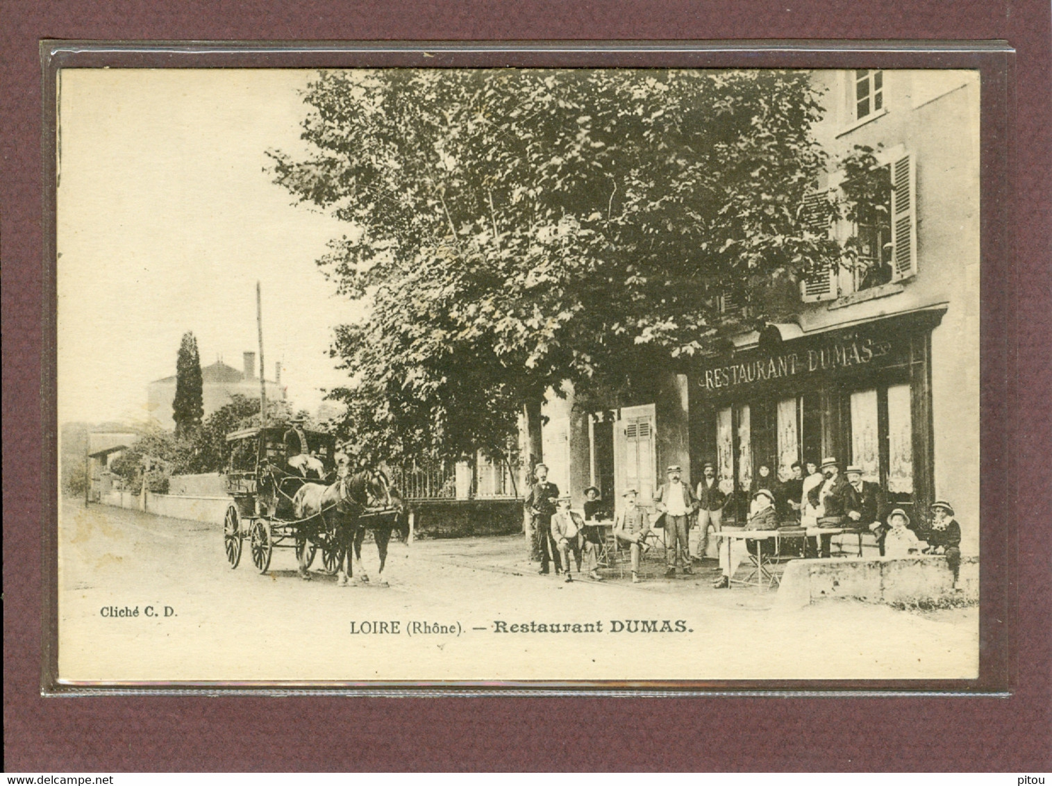 LOIRE (69) - RESTAURANT DUMAS - TERRASSE ET ATTELAGE - Loire Sur Rhone