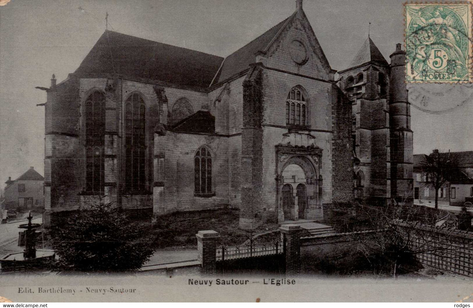 Dep 89 , Cpa  NEUVY-SAUTOUR  , L'Eglise (31086) - Neuvy Sautour