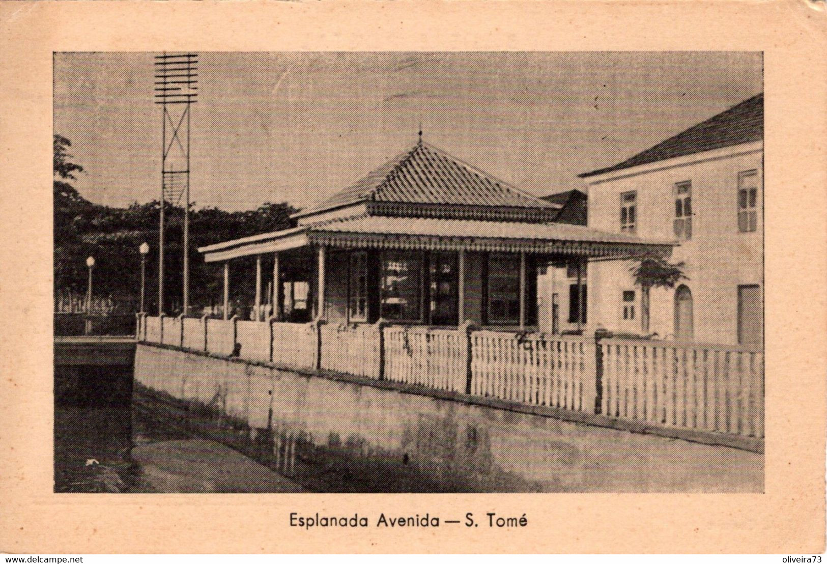 S. TOMÉ -  S. TOMÉ E PRINCIPE - Esplanada Avenida - Sao Tome Et Principe