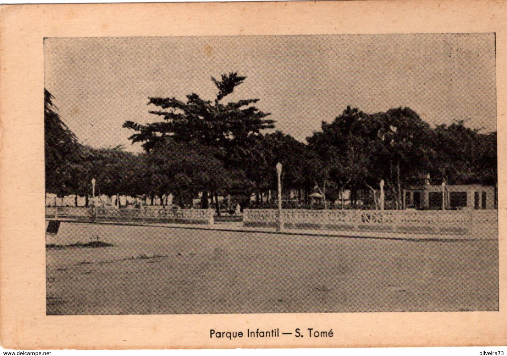 S. TOMÉ -  S. TOMÉ E PRINCIPE - Parque Infantil - Sao Tome Et Principe