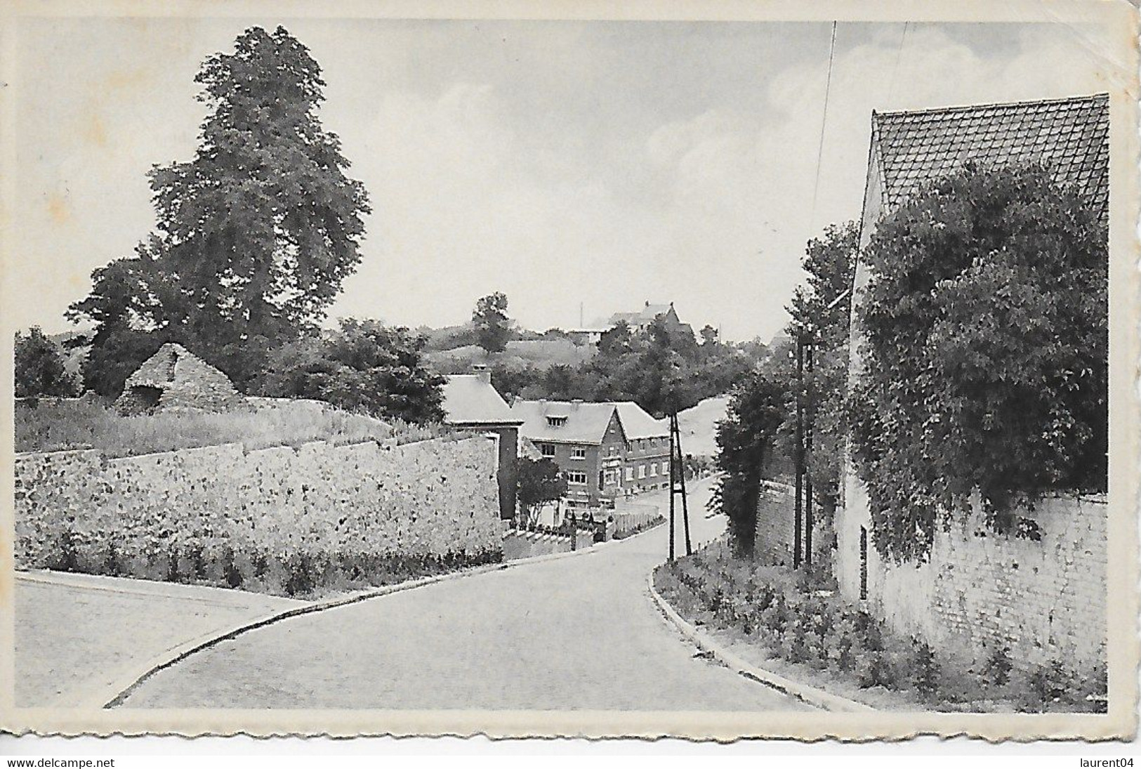 CHAUMONT GISTOUX. CHAUMONT. TIENNE DE L'EGLISE ET LA GROTE N.D. DE LOURDES - Chaumont-Gistoux