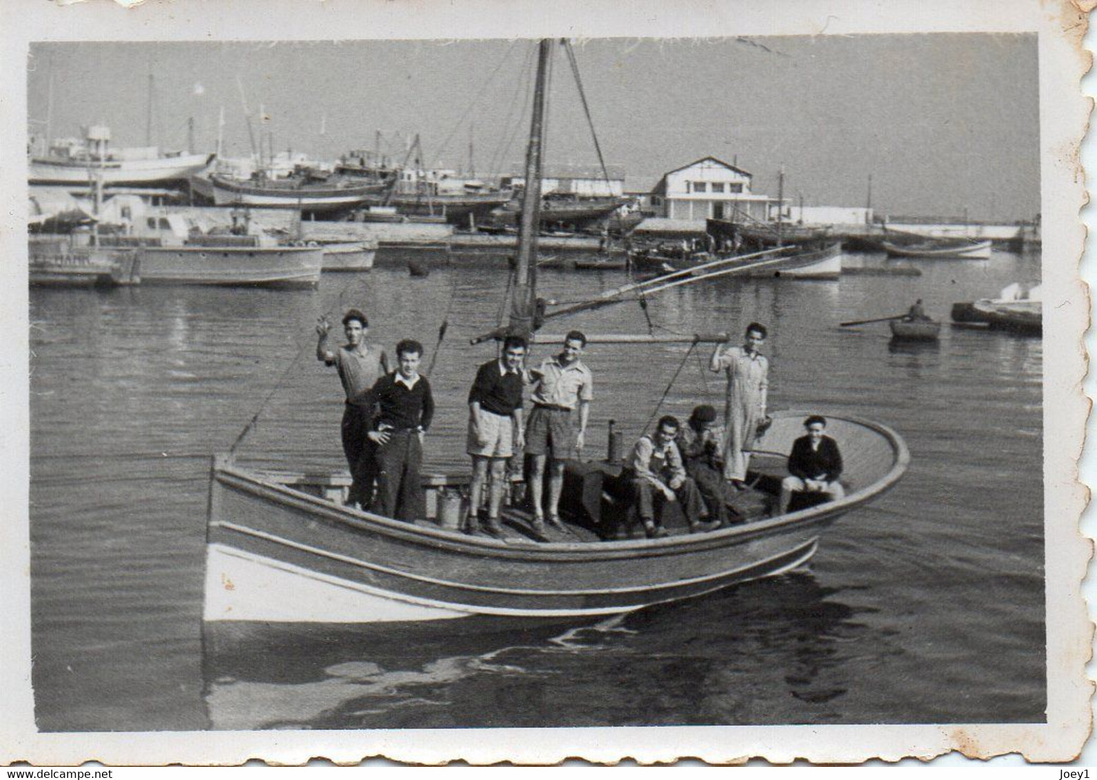 Photo Bateaux Avec Groupe De Jeunes  Au Maroc Format 6/9 - Boats