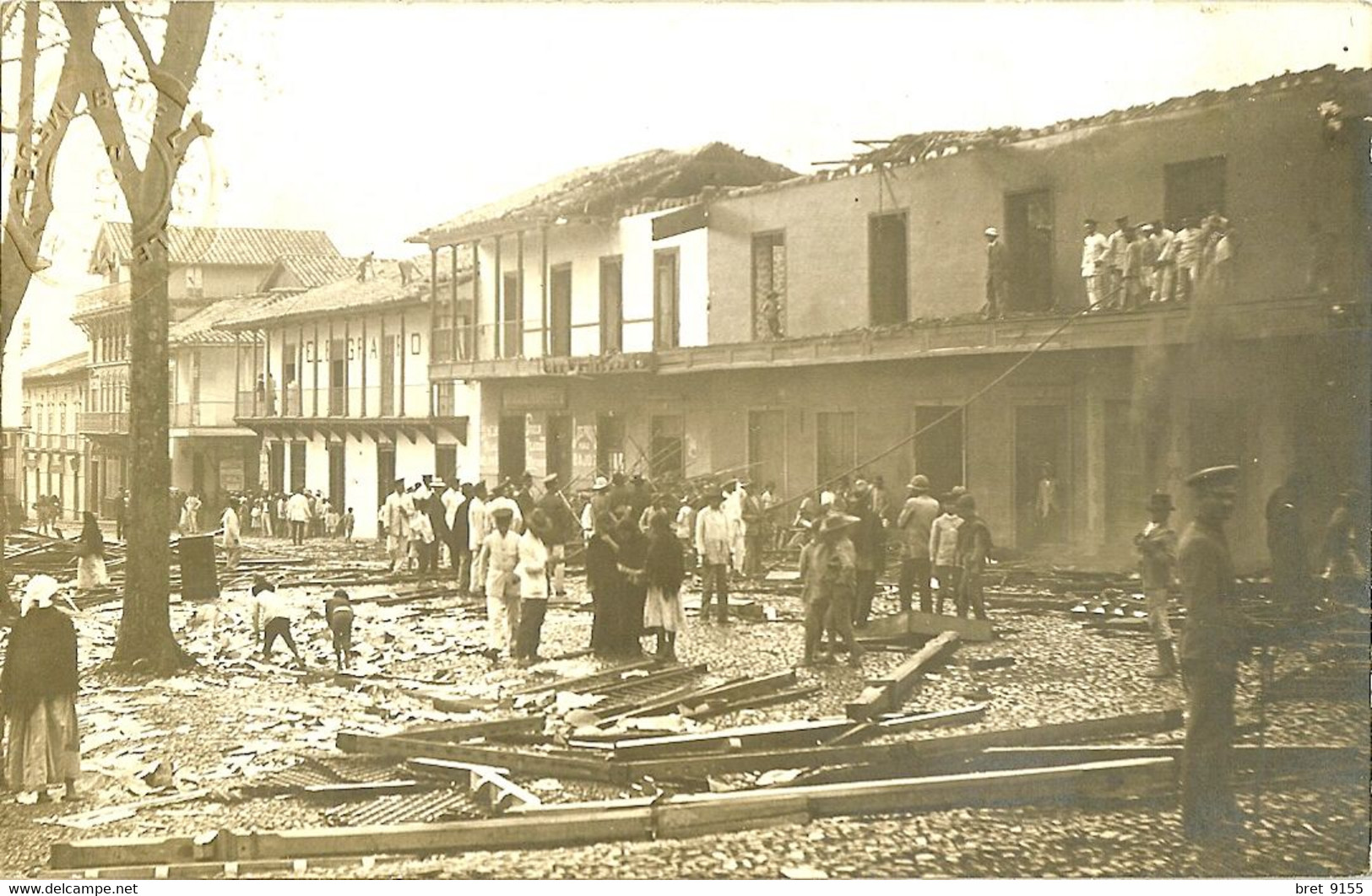 CARTE PHOTO EXCEPTIONNELLE DE MEDELLIN COLOMBIE INCENDIE DU 27 MARS TAMPON DU PHOTOGRAPHE - Colombia