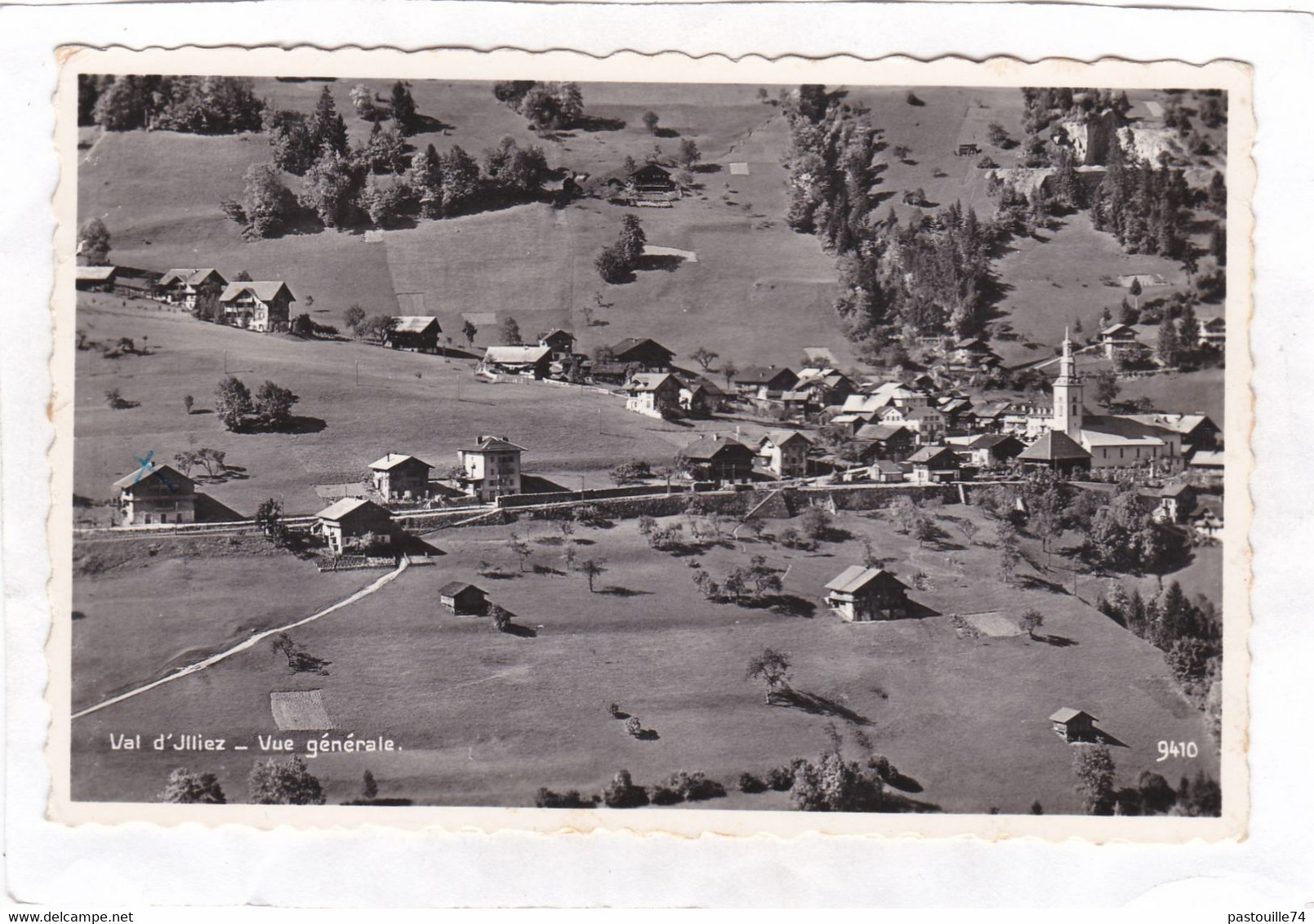 CPSM:  14 X 9  - Val  D'Illiez  -  Vue  Générale - Val-d'Illiez 