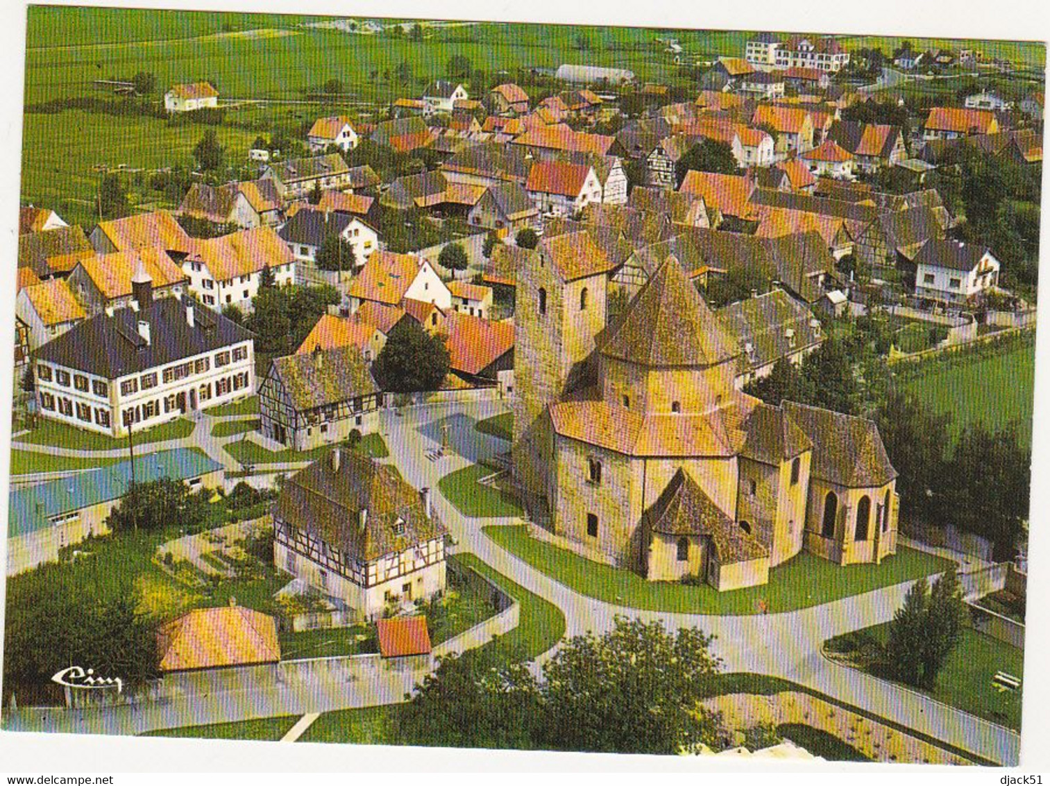 68 - OTTMARSHEIM (Haut-Rhin) - Vue Naérienne De L'Eglise Octogonale Du XIe S. - Ottmarsheim