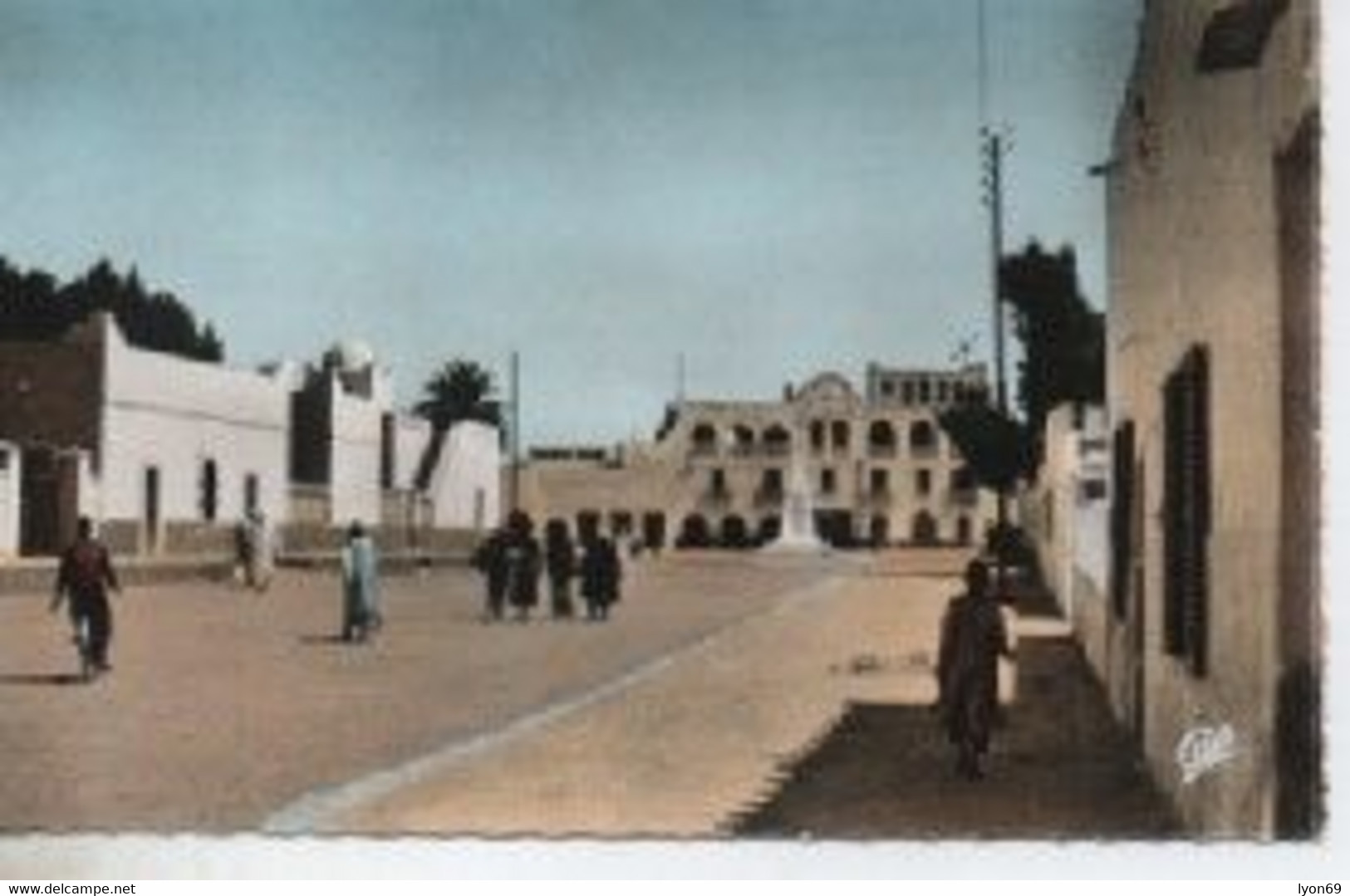 OUARGLA  LA PLACE  FLATTERS  64 CPSM - Ouargla