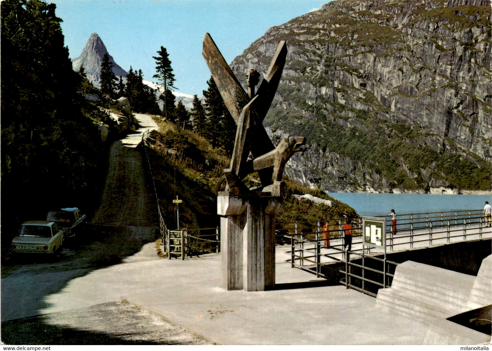Vals-Zervreila - Sculptur Auf Der Staumauer (6379) * 25. 8. 1983 - Vals