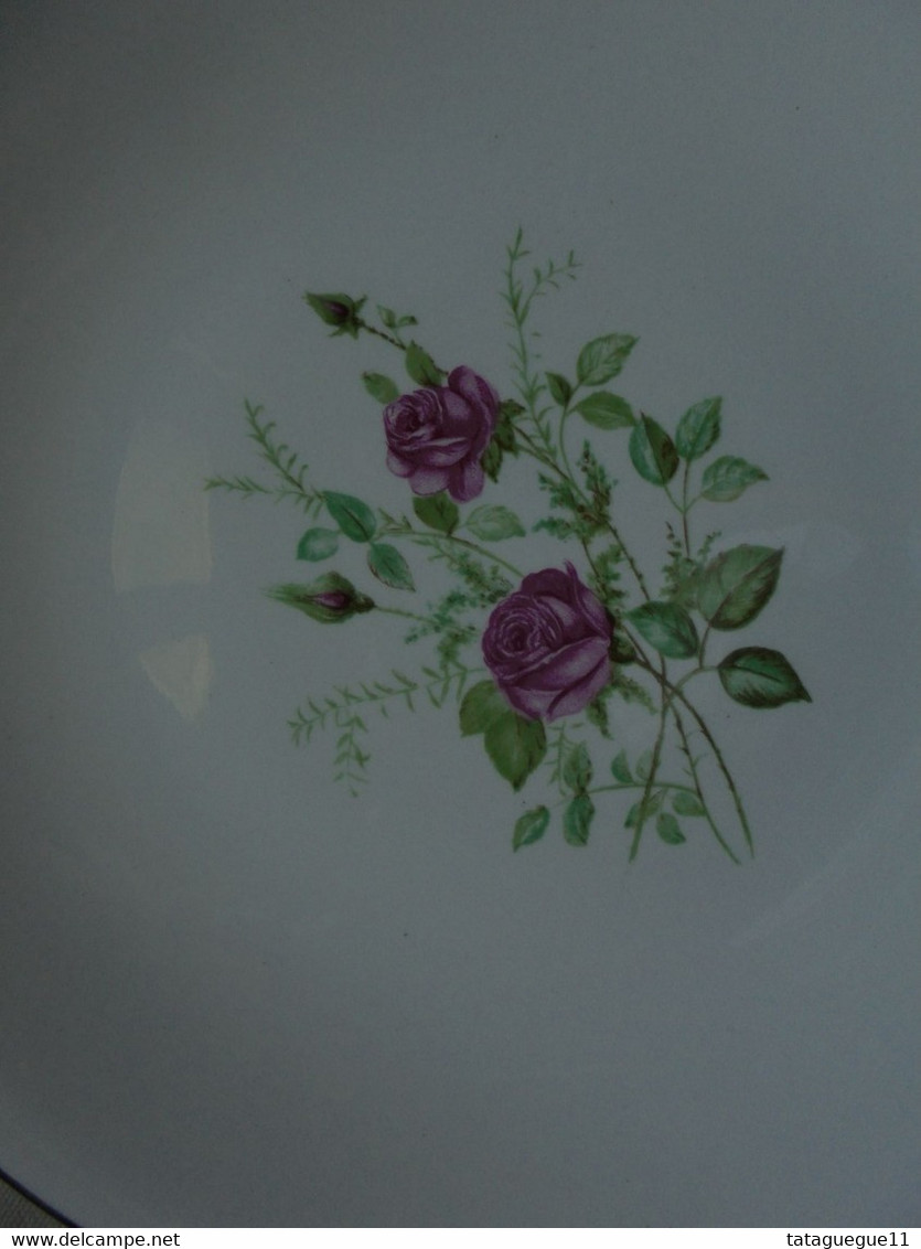 Ancien - Assiette Plate Blanche En Faïence De Gien Modèle Pompadour Roses Rouges - Gien (FRA)
