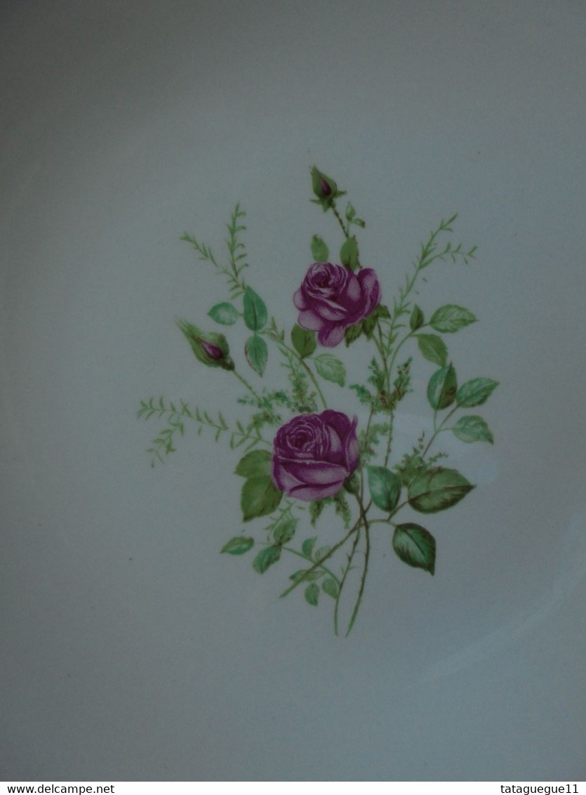 Ancien - Assiette Plate Blanche En Faïence De Gien Modèle Pompadour Roses Rouges - Gien (FRA)