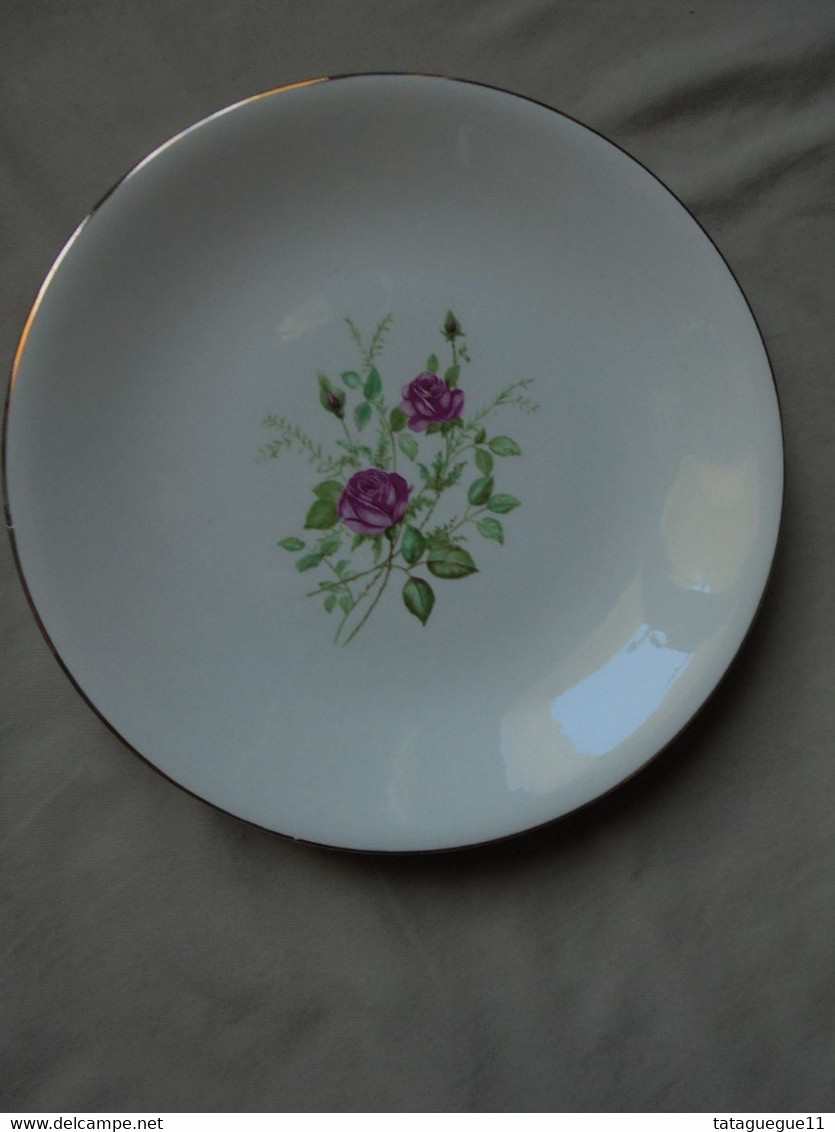 Ancien - Assiette Plate Blanche En Faïence De Gien Modèle Pompadour Roses Rouges - Gien (FRA)